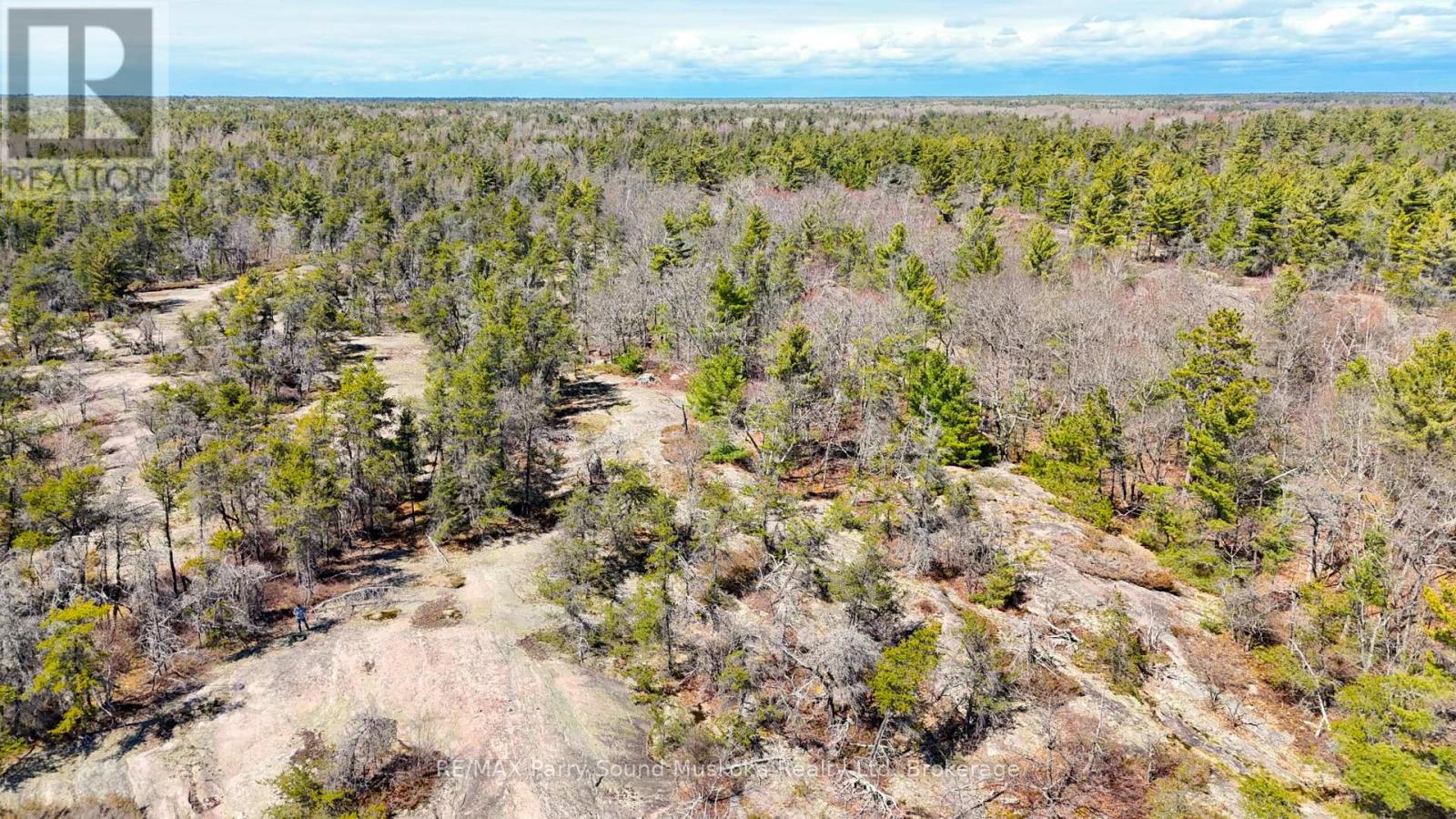 3 Corduroy Bay Road, Carling, Ontario  P0G 1G0 - Photo 12 - X12678414