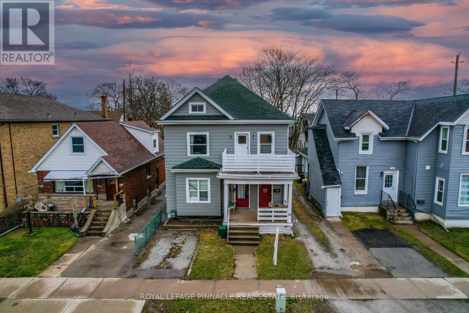 128 Geneva Street, St. Catharines, Ontario  L2R 4N6 - Photo 1 - X13119300