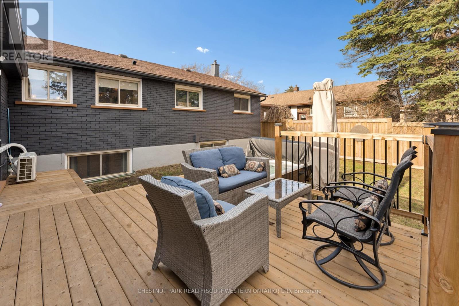 137 Donald Street, Kitchener, Ontario  N2B 3G7 - Photo 30 - X13119310