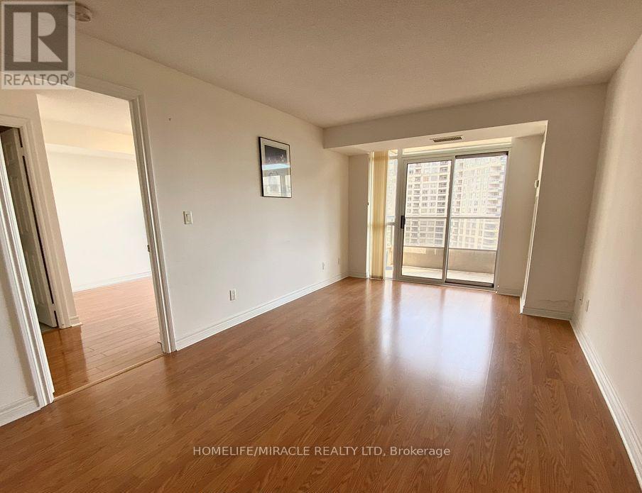 2110 - 310 Burnhamthorpe Road W, Mississauga, Ontario  L5B 4P9 - Photo 12 - W12973614
