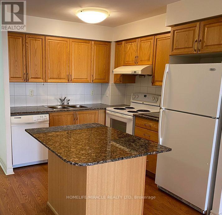 2110 - 310 Burnhamthorpe Road W, Mississauga, Ontario  L5B 4P9 - Photo 8 - W12973614
