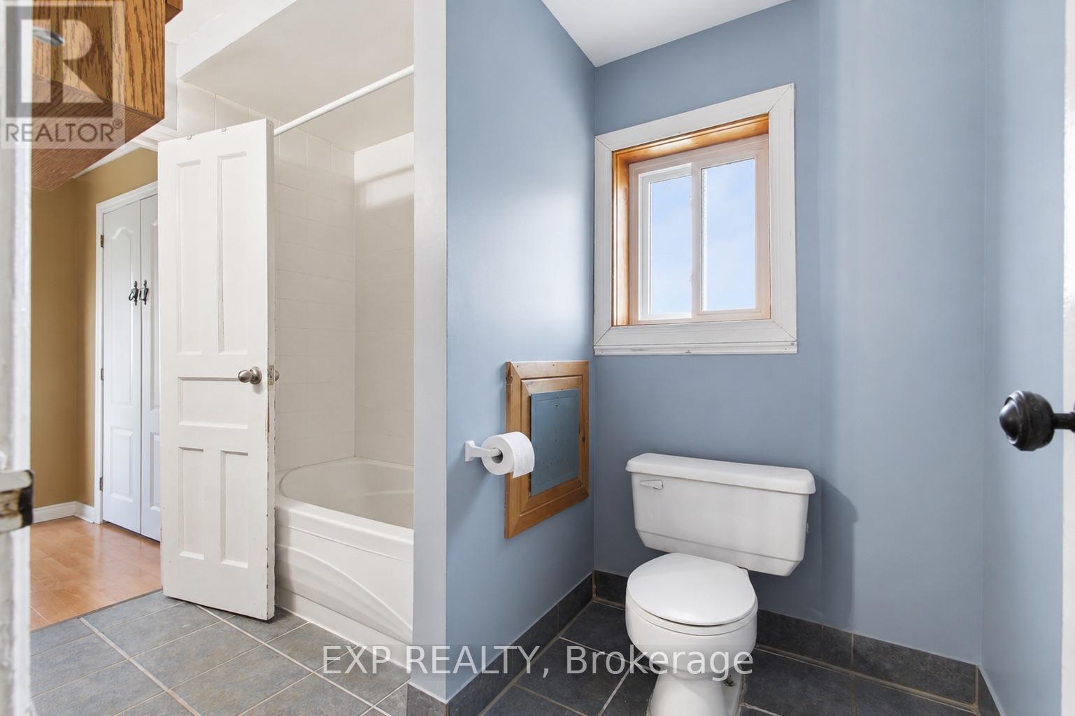 33 Burton Street, Belleville, Ontario  K8P 1E5 - Photo 25 - X13115290
