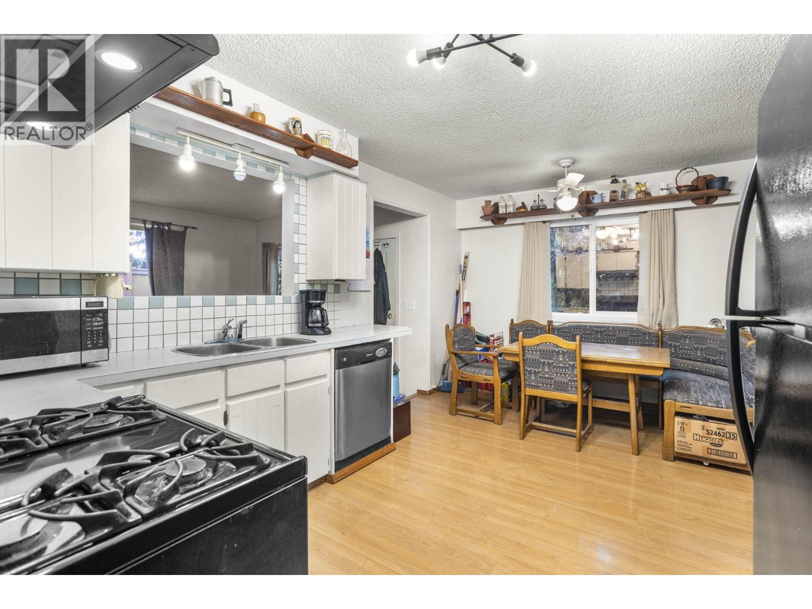 11750 Fraserview Street, Maple Ridge, British Columbia  V2X 8A8 - Photo 13 - R3122653