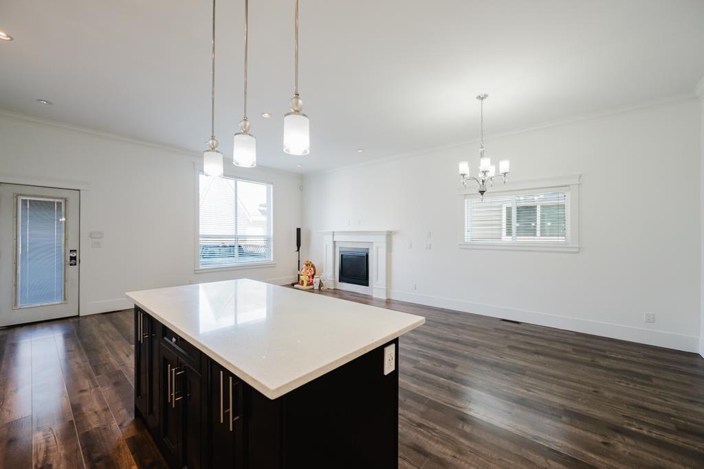 19555 72 Avenue, Surrey, British Columbia  V4N 3E8 - Photo 5 - R3109443