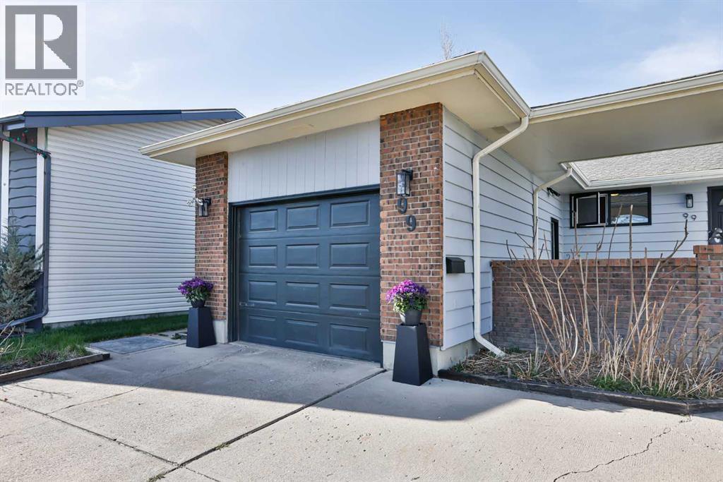 99 Lemoyne Crescent W, Lethbridge, Alberta  T1K 4A4 - Photo 24 - A2306254