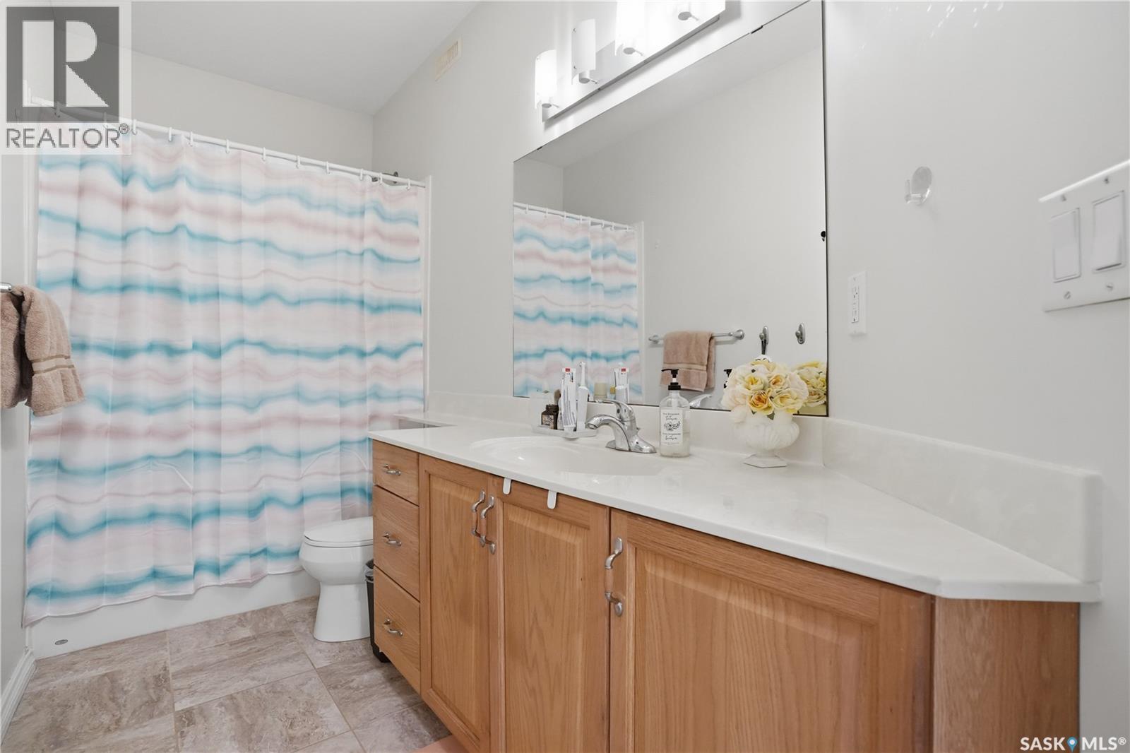 3714 Sandringham Road E, Regina, Saskatchewan  S4V 0N5 - Photo 32 - SK035758