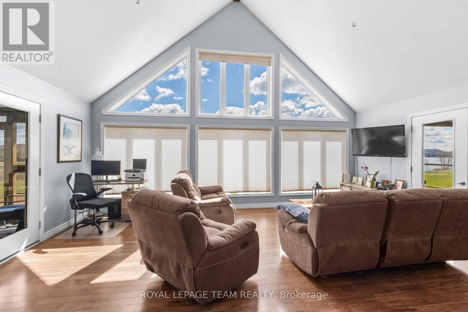 299 Siberia Road, Madawaska Valley, Ontario  K0J 1B0 - Photo 13 - X13119404