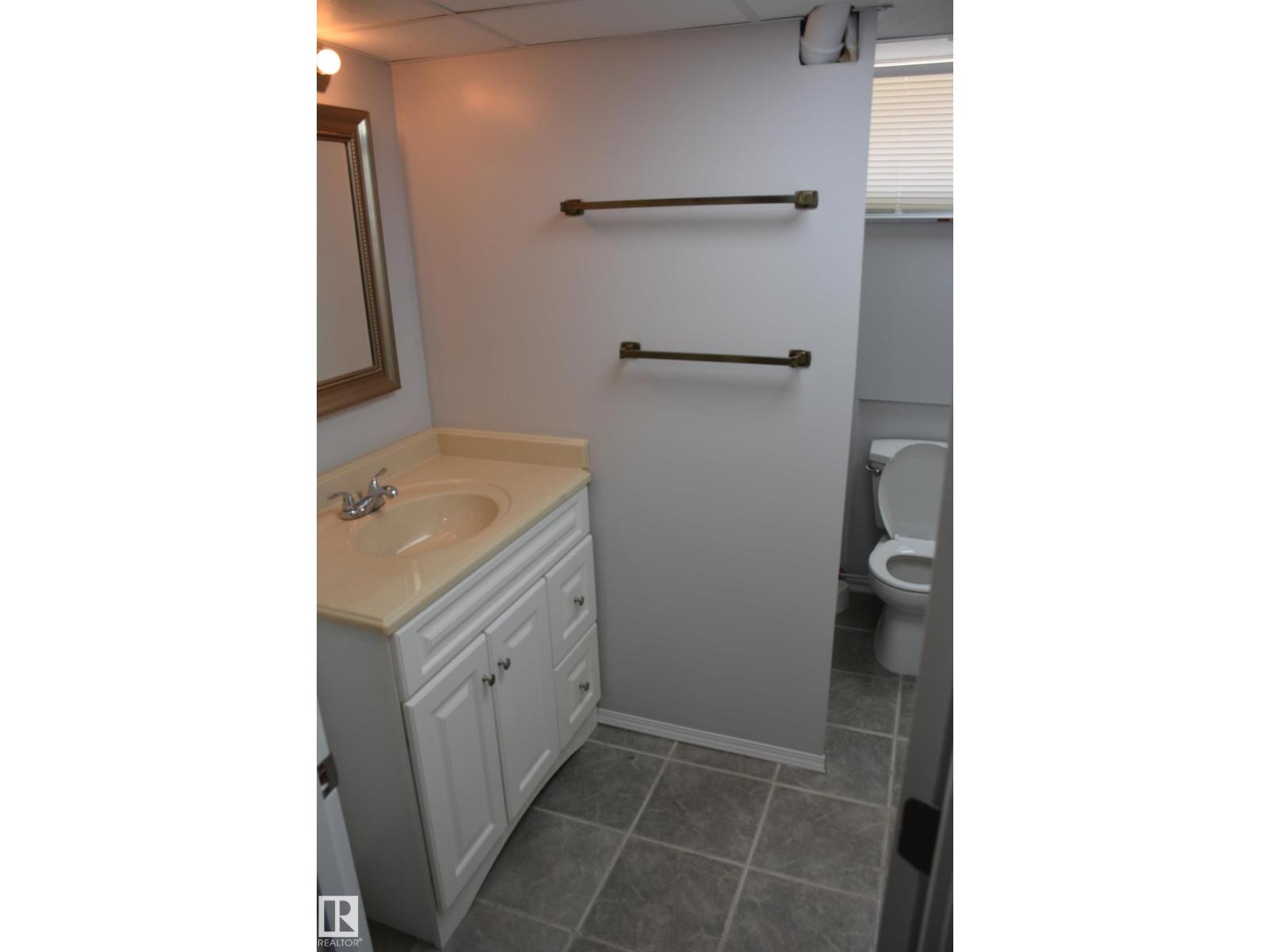 5506 56 St, Barrhead, Alberta  T7N 1C6 - Photo 31 - E4474397