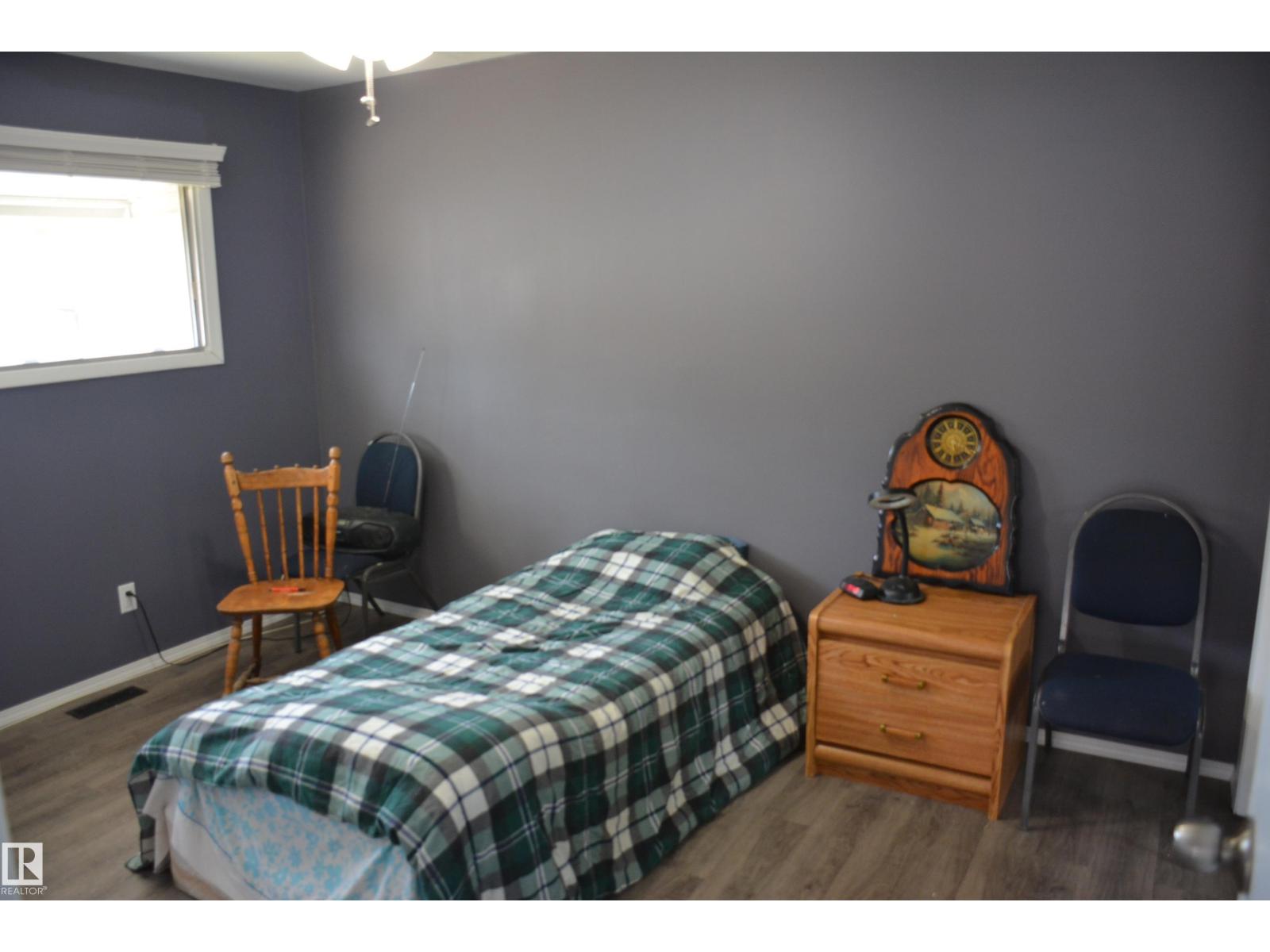 5506 56 St, Barrhead, Alberta  T7N 1C6 - Photo 22 - E4474397