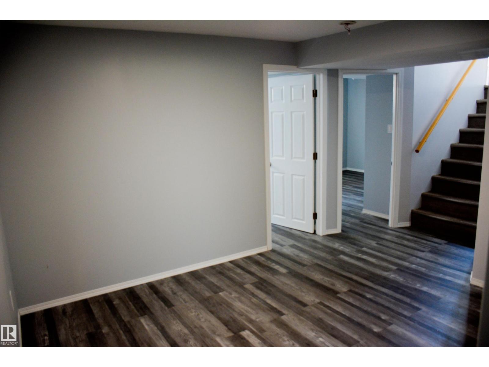 5506 56 St, Barrhead, Alberta  T7N 1C6 - Photo 25 - E4474397