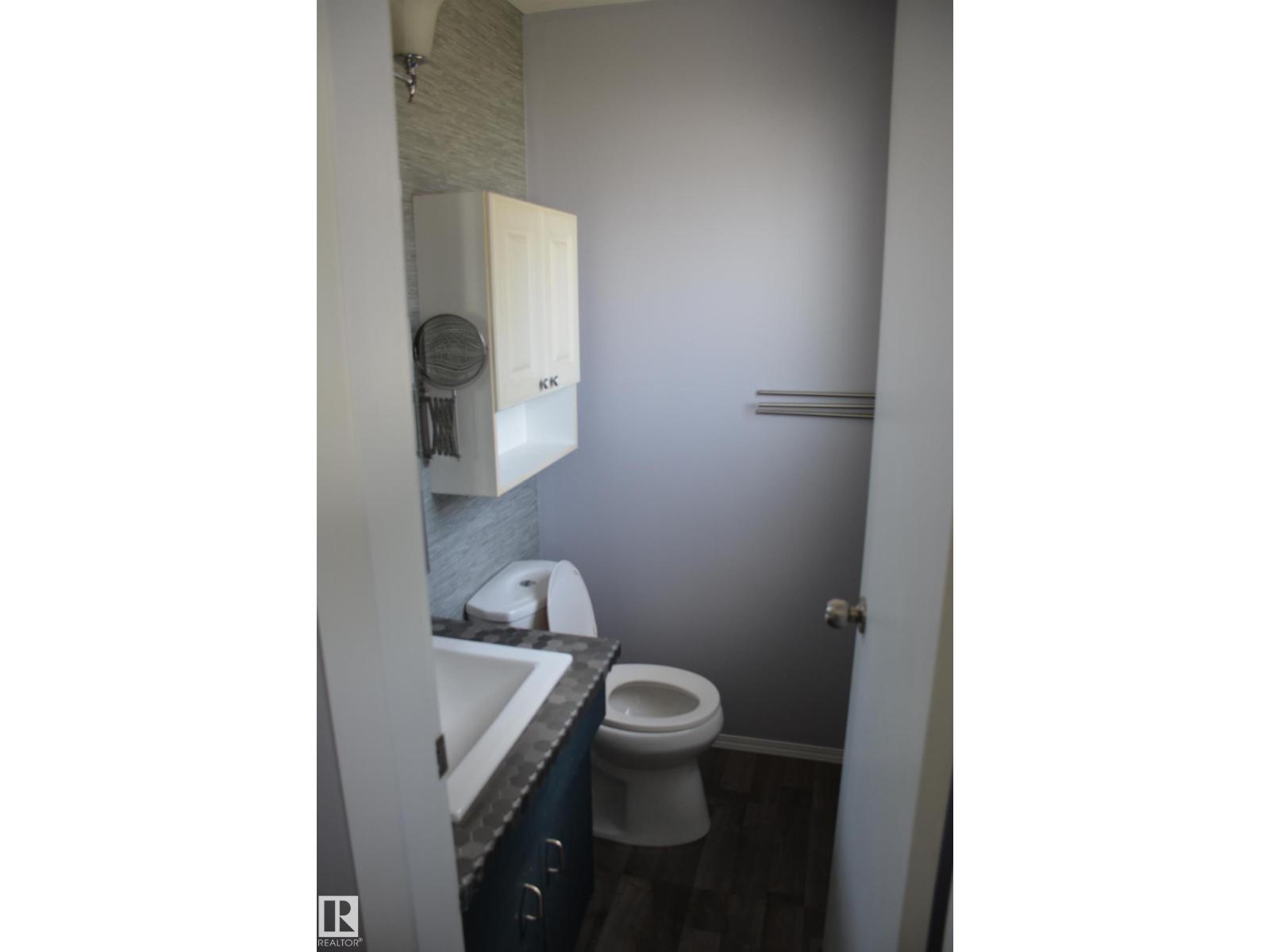 5506 56 St, Barrhead, Alberta  T7N 1C6 - Photo 23 - E4474397
