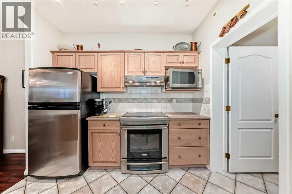 1906 Patterson View SW, Calgary, Alberta  T3H 3J9 - Photo 12 - A2280780