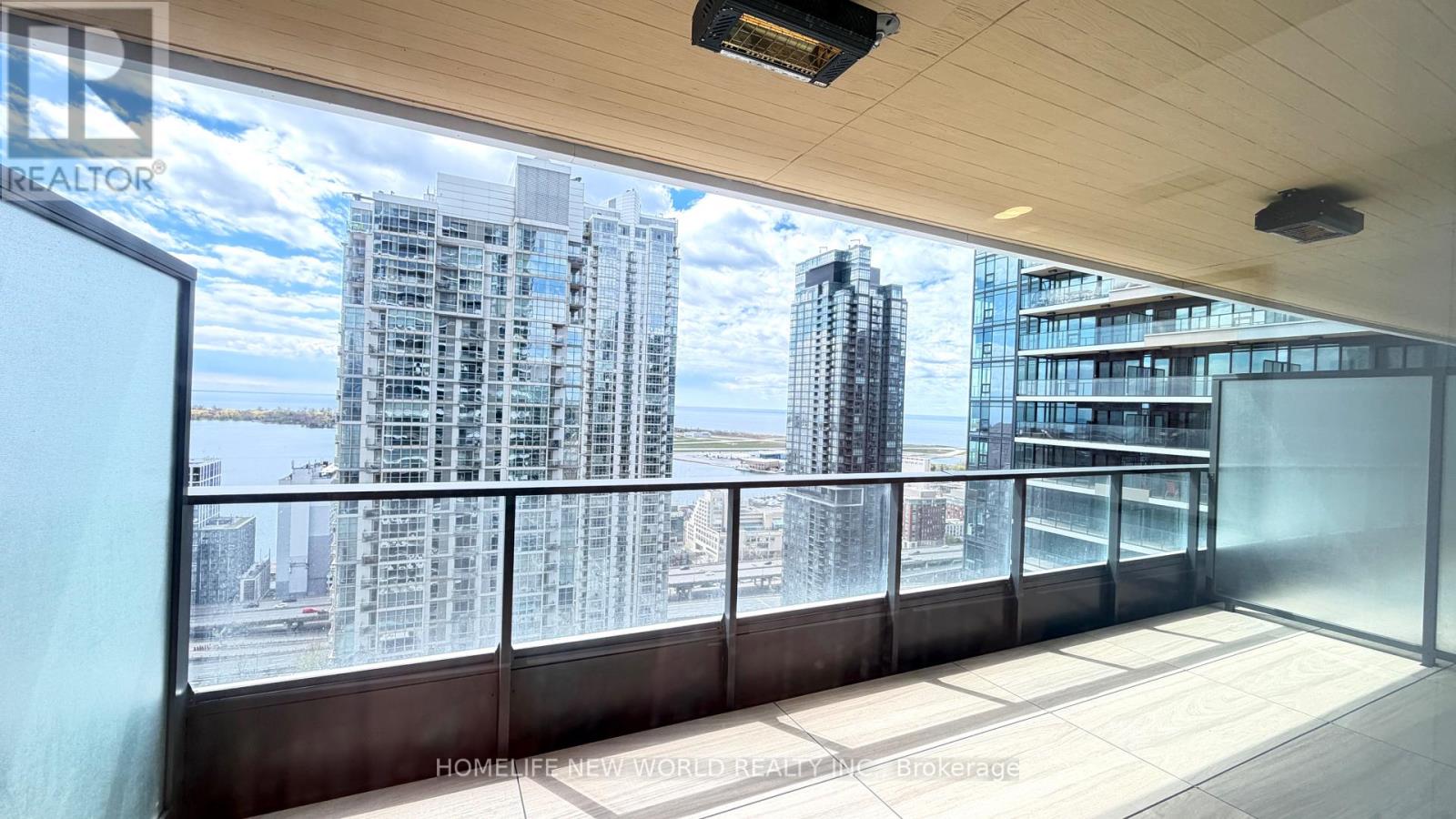 3308 - 1 Concord Cityplace Way, Toronto, Ontario  M5V 0X3 - Photo 5 - C13075794