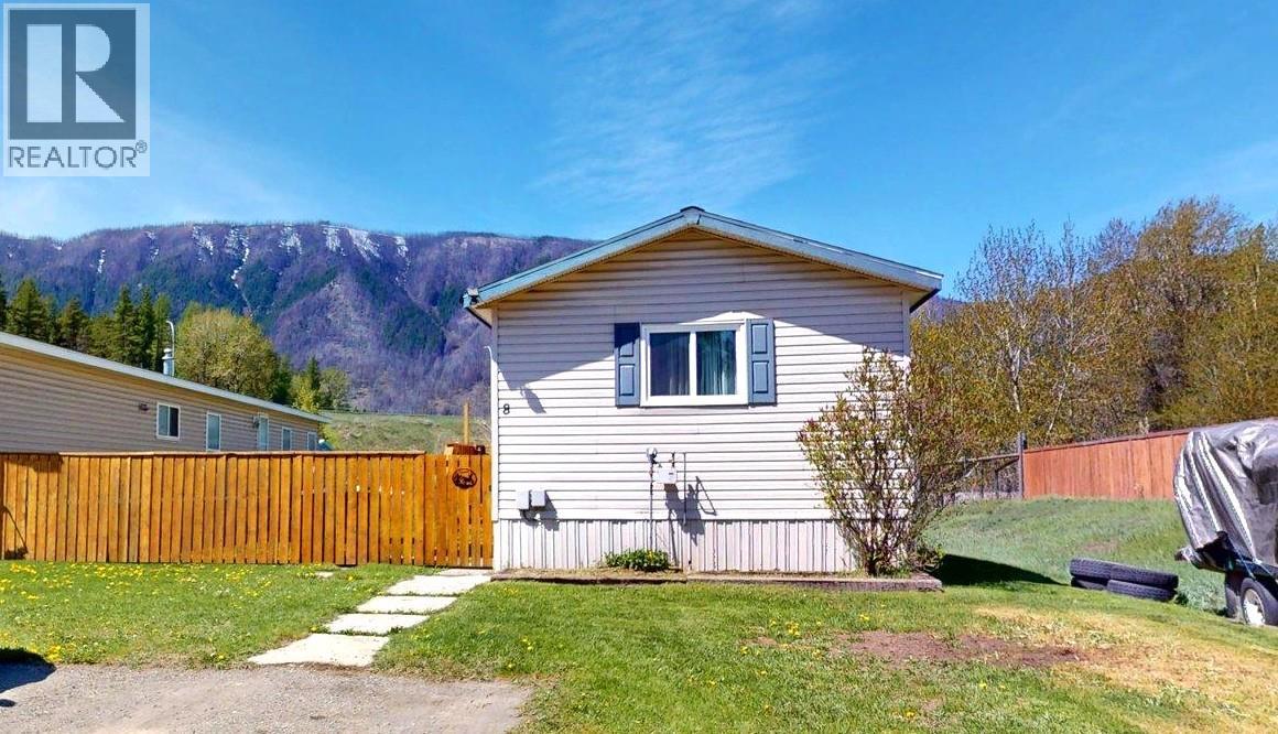 100 Aspen Drive Unit# 8, Sparwood, British Columbia  V0B 2G0 - Photo 1 - 10387236
