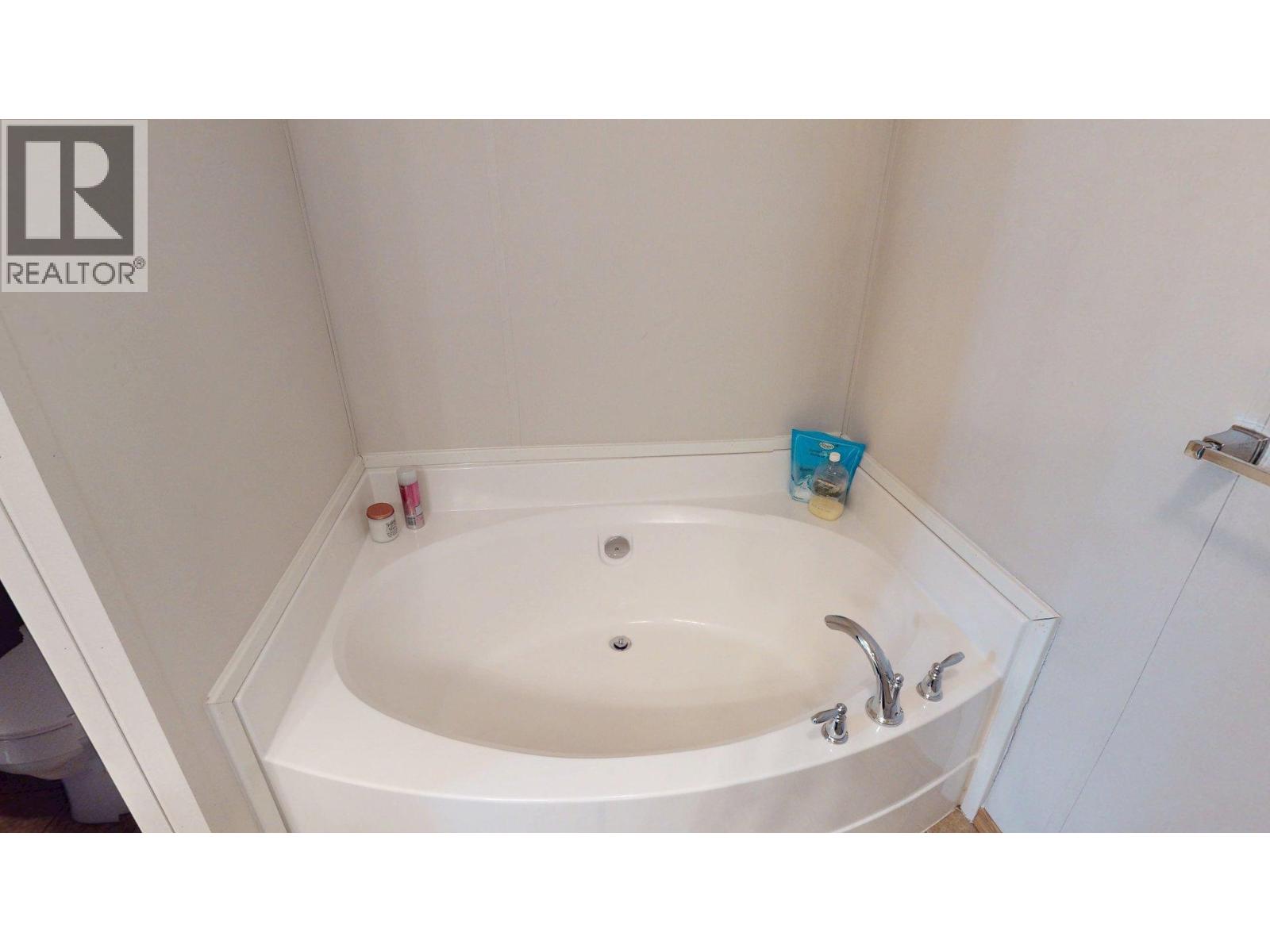 100 Aspen Drive Unit# 8, Sparwood, British Columbia  V0B 2G0 - Photo 15 - 10387236