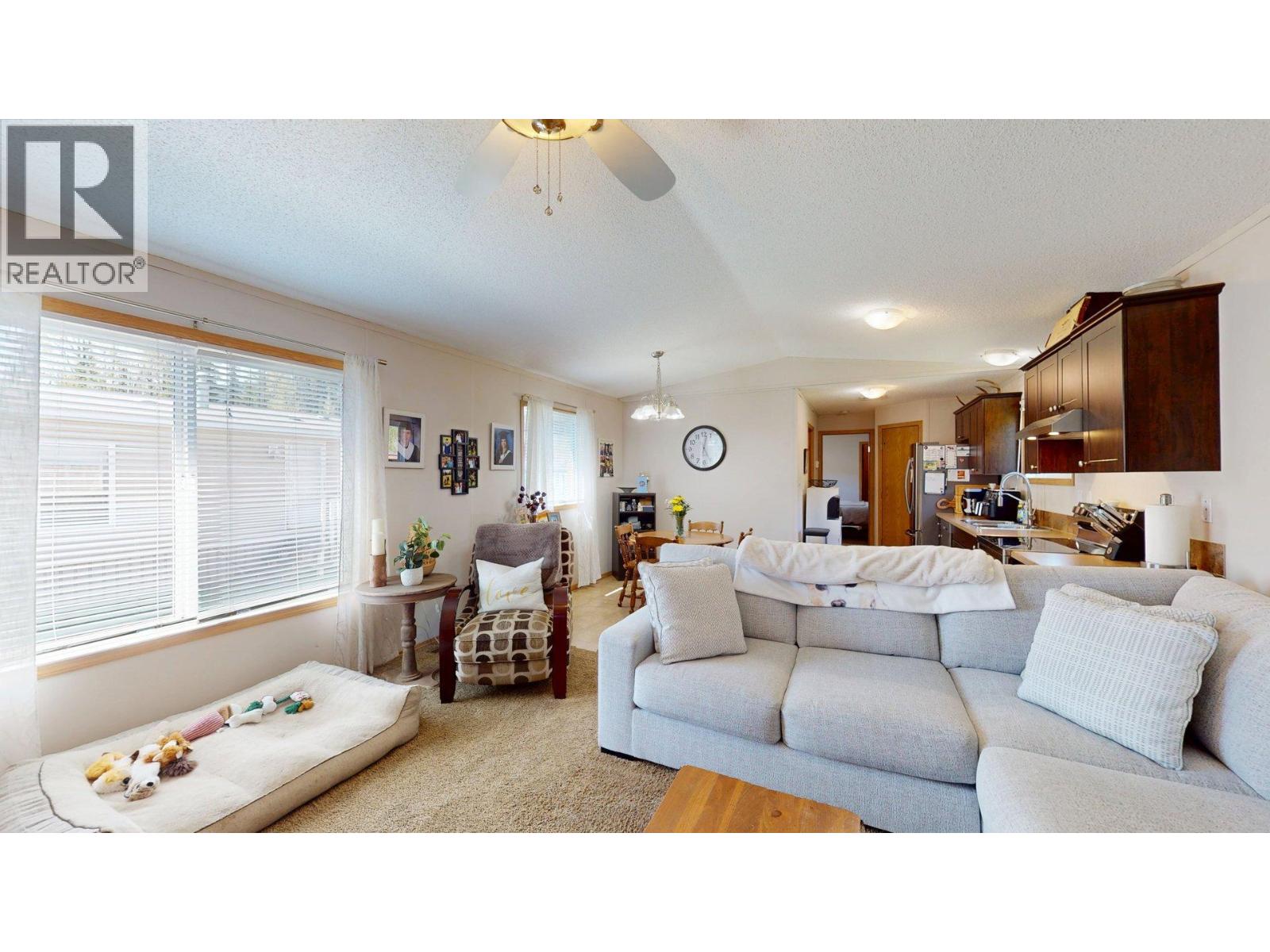 100 Aspen Drive Unit# 8, Sparwood, British Columbia  V0B 2G0 - Photo 3 - 10387236