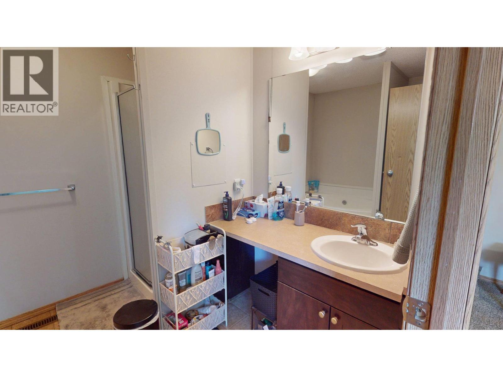 100 Aspen Drive Unit# 8, Sparwood, British Columbia  V0B 2G0 - Photo 14 - 10387236