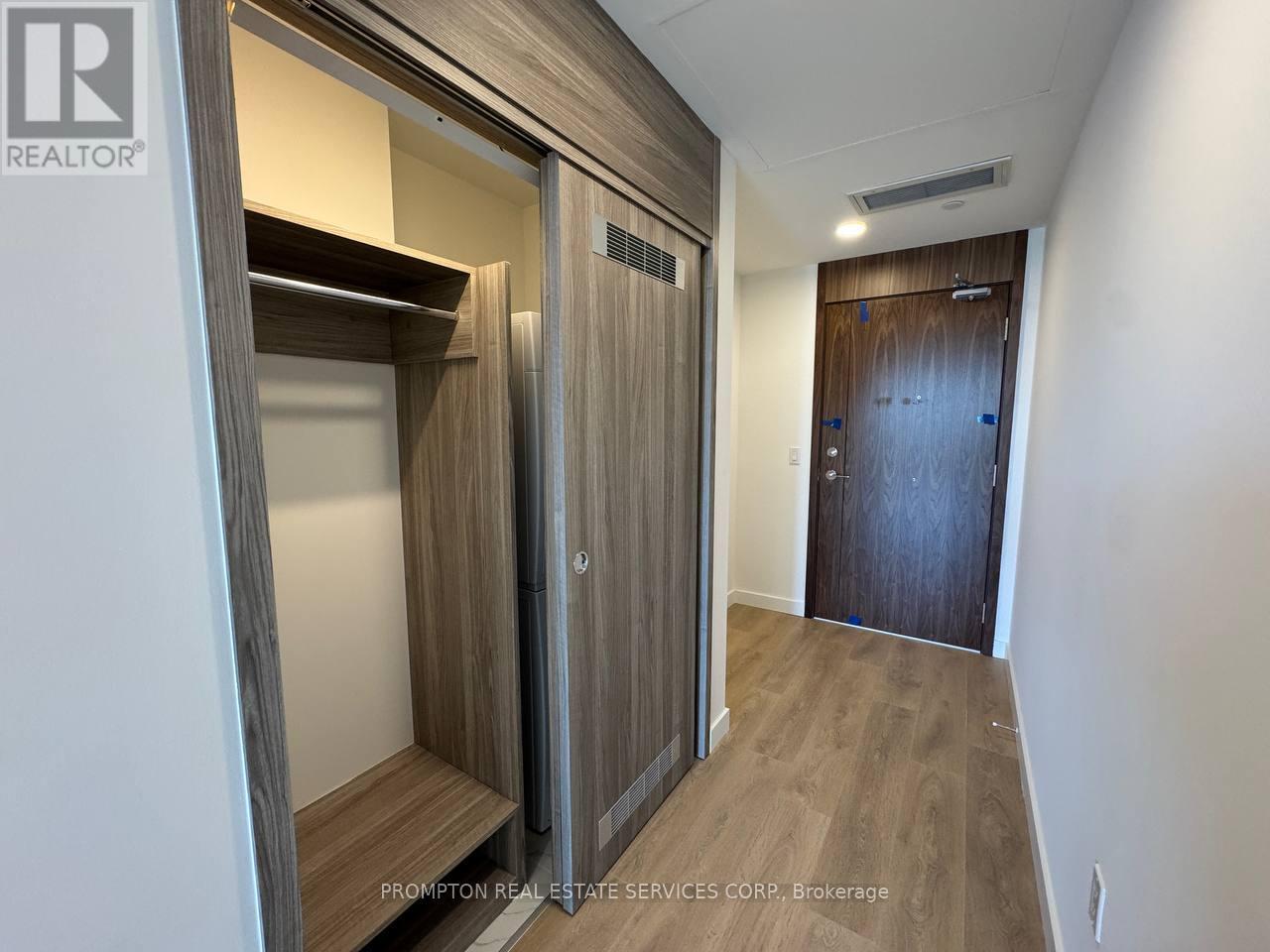 1710 - 75 Billes Heights, Toronto, Ontario  M2K 0J8 - Photo 4 - C13119360