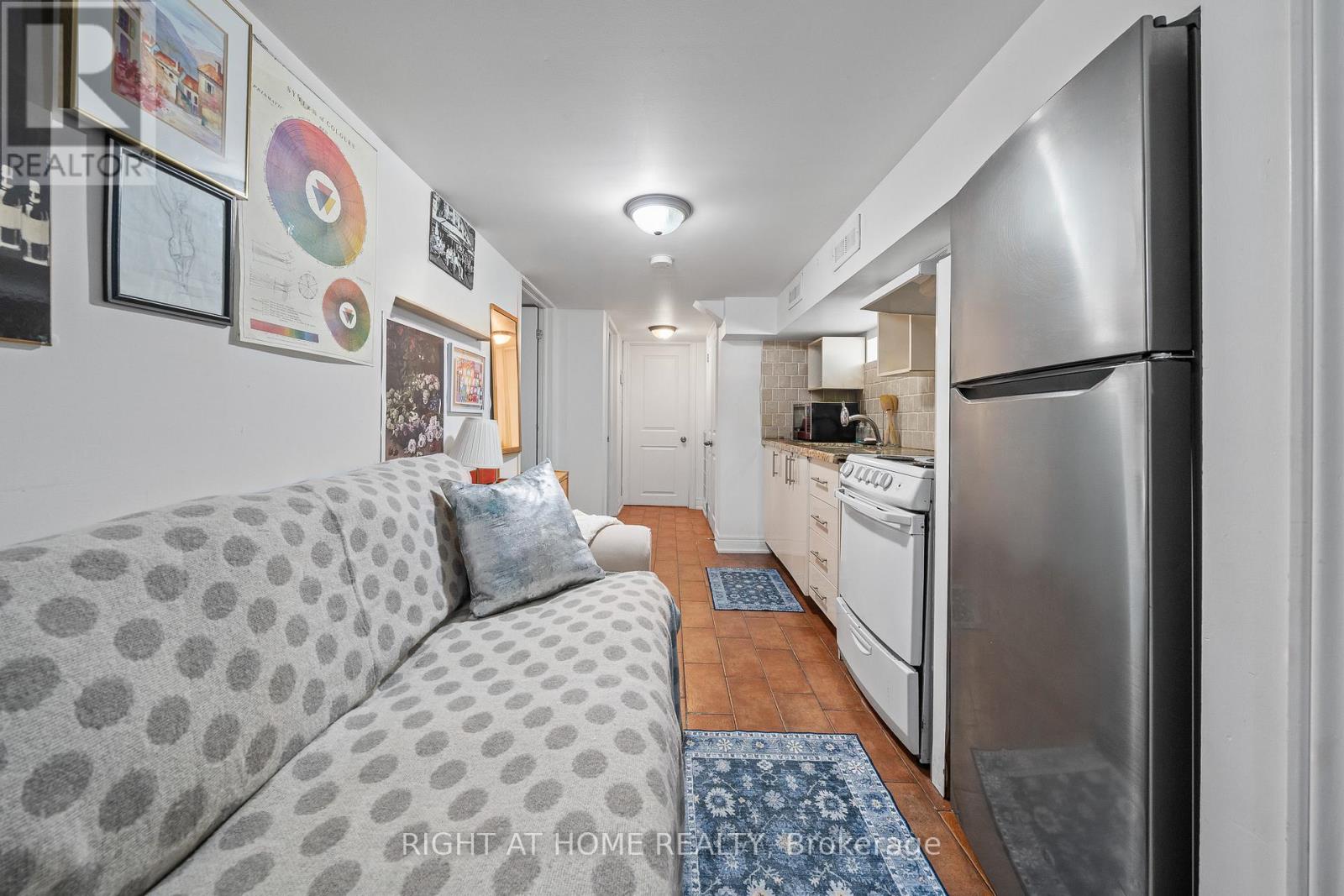 4 - 490 Brock Avenue, Toronto (Dufferin Grove), Ontario  M6H 3N3 - Photo 9 - C13119424
