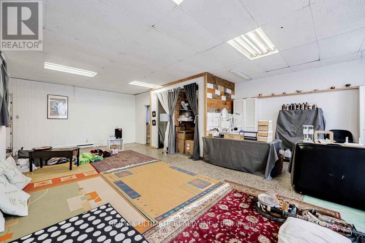 2nd Fl - 617a Bloor Street W, Toronto, Ontario  M6G 1K8 - Photo 12 - C13119434