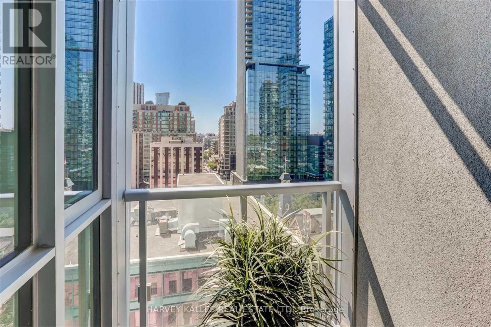 4905 - 1 Yorkville Avenue, Toronto, Ontario  M4W 1L1 - Photo 32 - C13119456