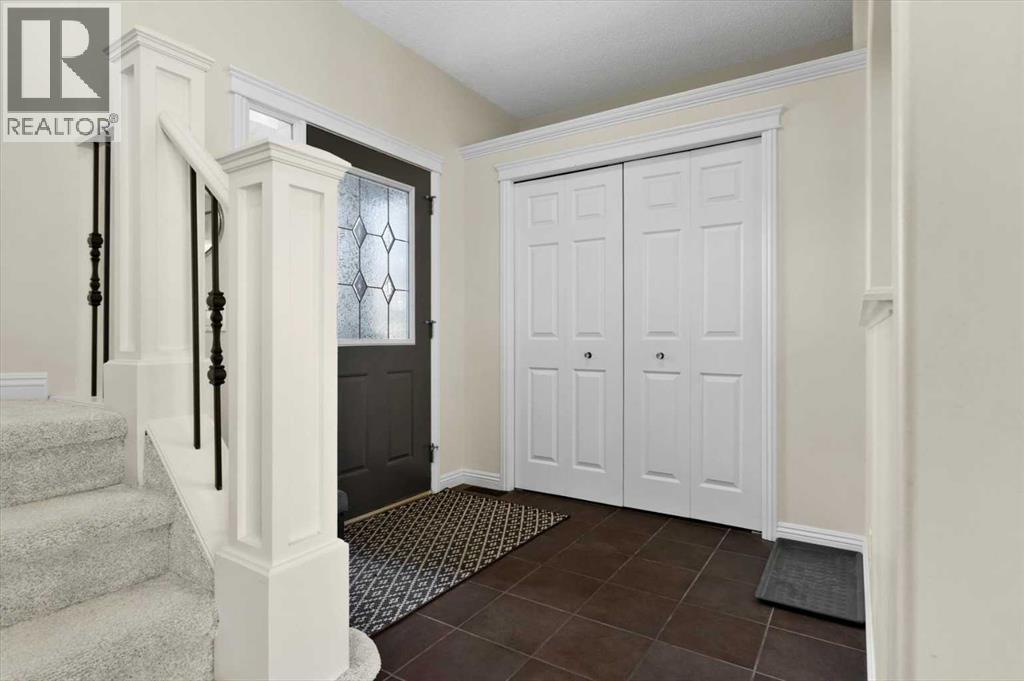 311 Royal Oak Circle NW, Calgary, Alberta  T3G 5L9 - Photo 19 - A2305924