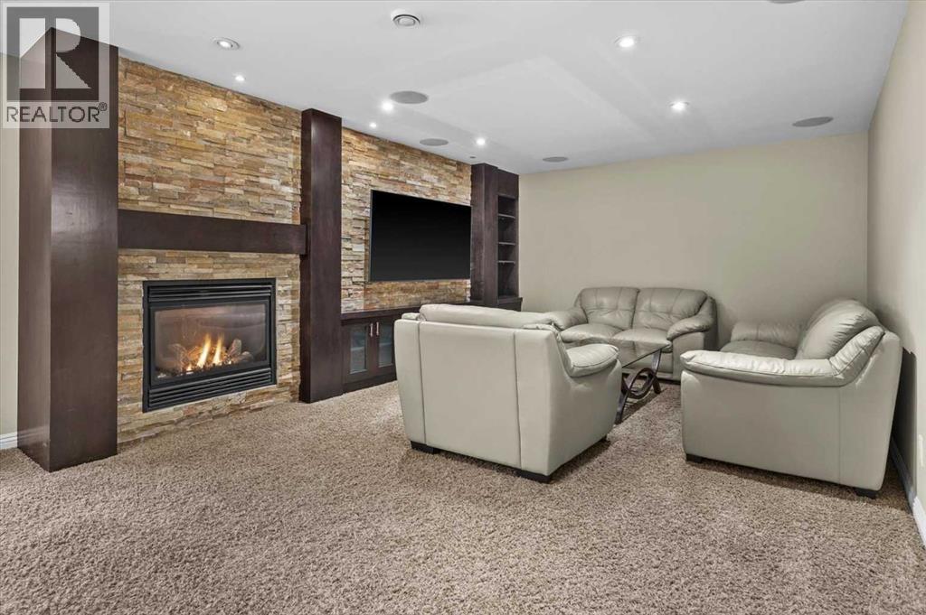 311 Royal Oak Circle NW, Calgary, Alberta  T3G 5L9 - Photo 36 - A2305924