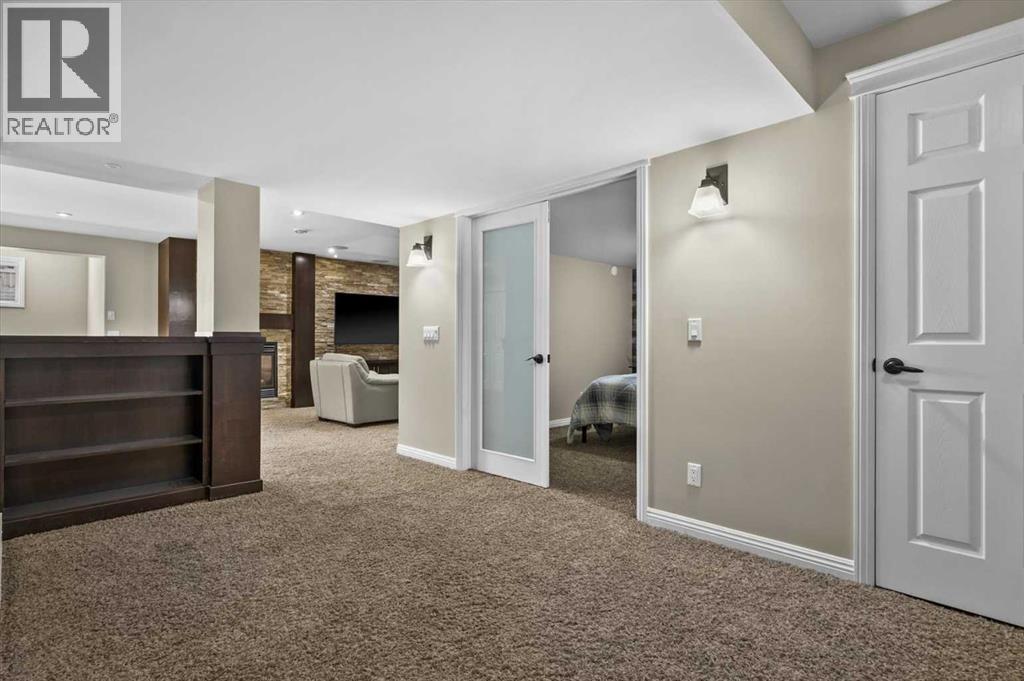 311 Royal Oak Circle NW, Calgary, Alberta  T3G 5L9 - Photo 40 - A2305924