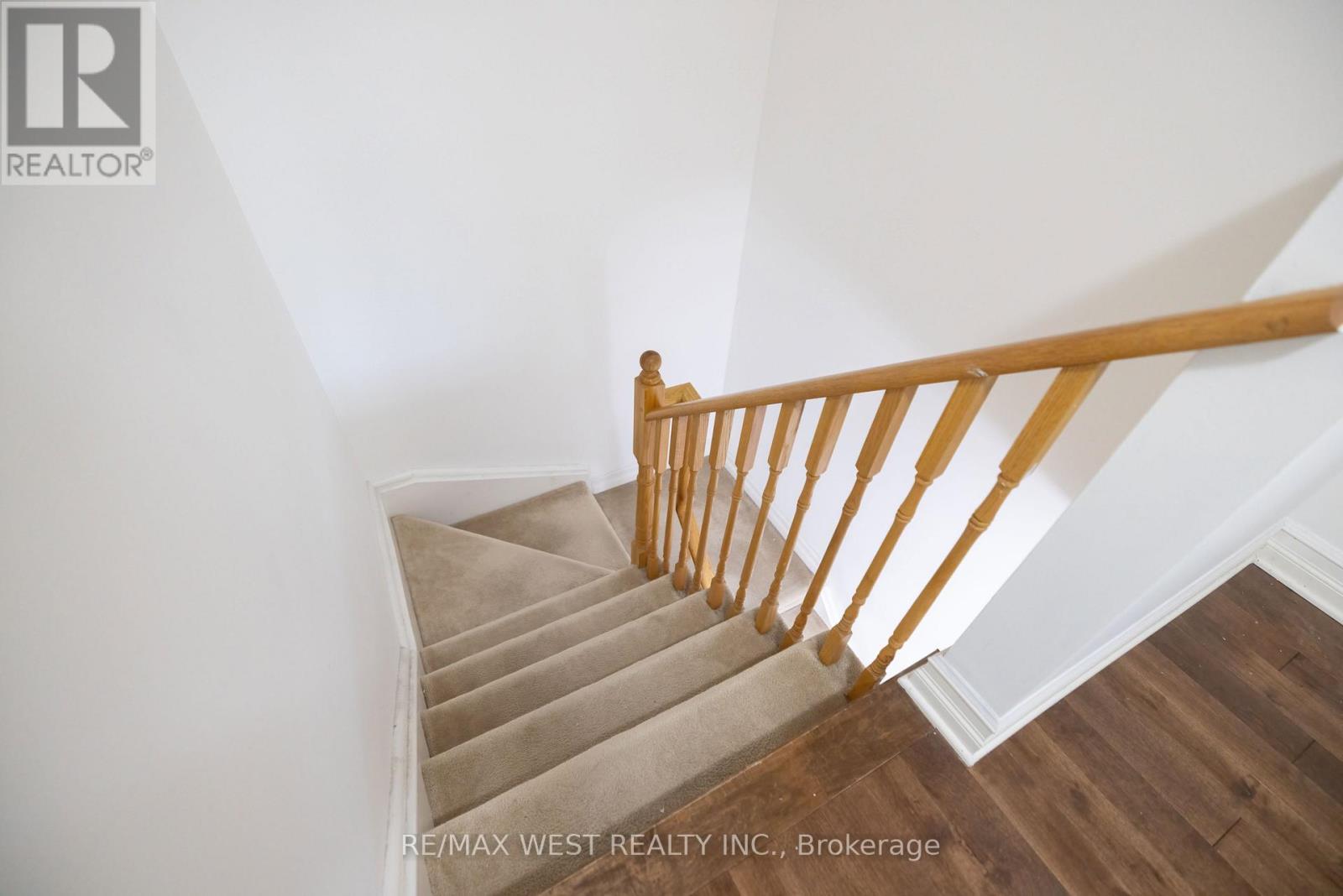 17 Thornharrold Street, Ajax, Ontario  L1S 0B5 - Photo 11 - E13119364