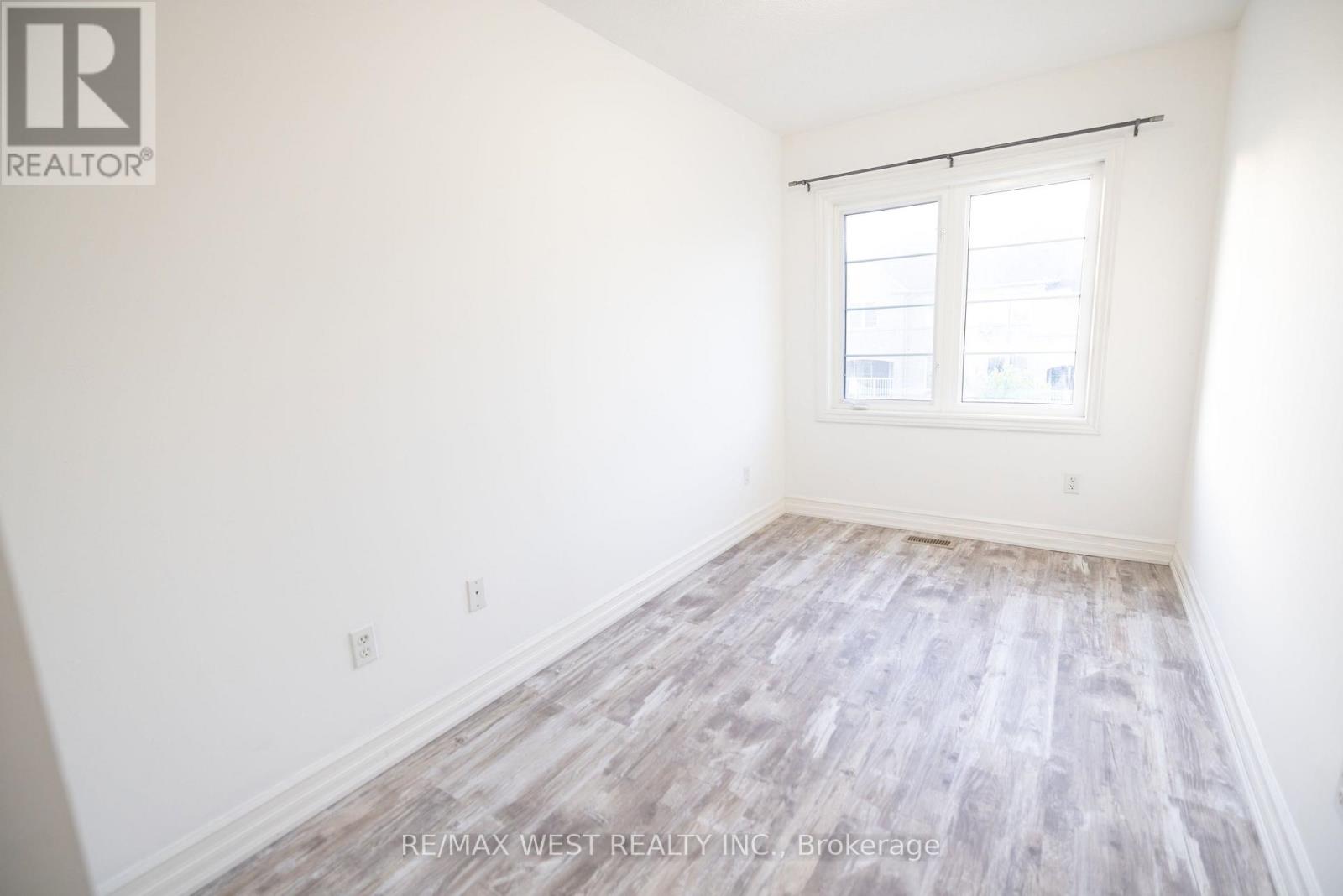 17 Thornharrold Street, Ajax, Ontario  L1S 0B5 - Photo 14 - E13119364