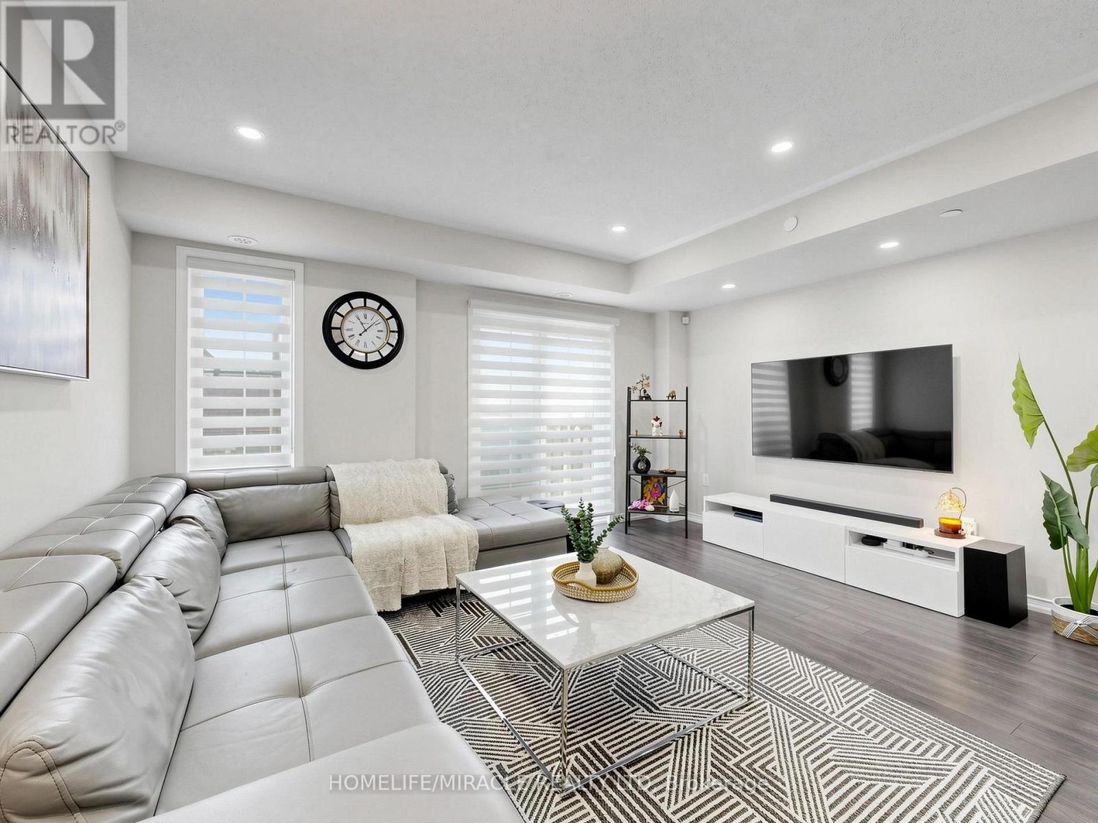 2725 Deputy Minister Path, Oshawa (Windfields), Ontario  L1L 0M7 - Photo 4 - E13119400