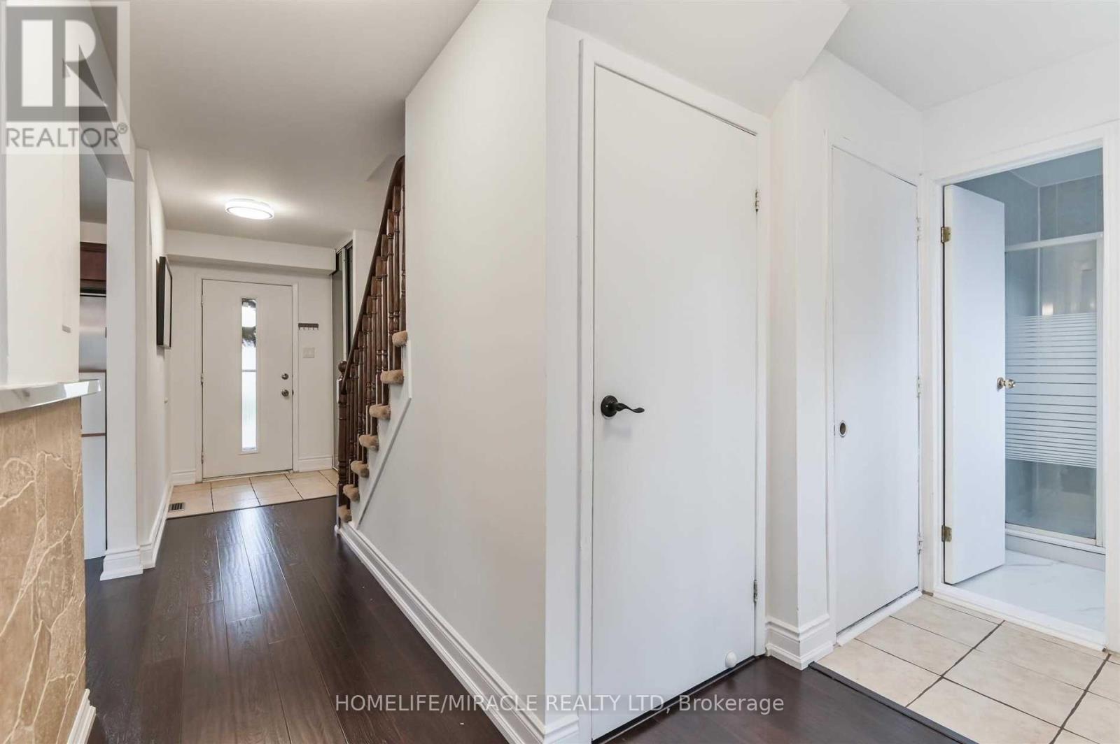 37 Banner Crescent, Ajax, Ontario  L1S 3S8 - Photo 10 - E13119430