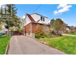 42 ROSSLAND ROAD W, Oshawa, Ontario