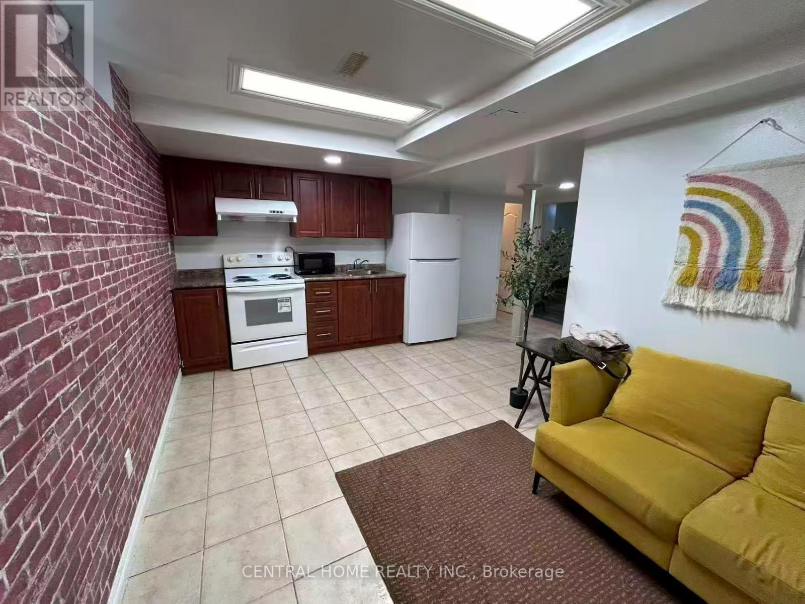 Bsmt - 25 Eastvale Drive, Markham, Ontario  L3S 4N9 - Photo 3 - N13119394
