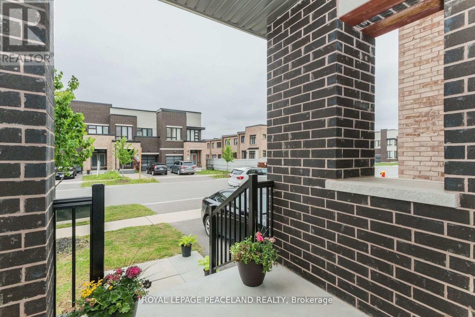 41 Dariole Drive, Richmond Hill, Ontario  L4E 0Z2 - Photo 4 - N13119462