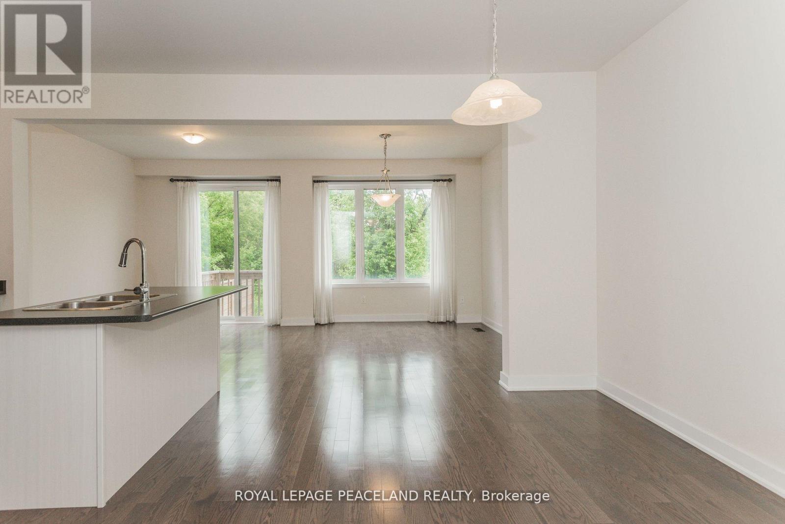 41 Dariole Drive, Richmond Hill, Ontario  L4E 0Z2 - Photo 8 - N13119462