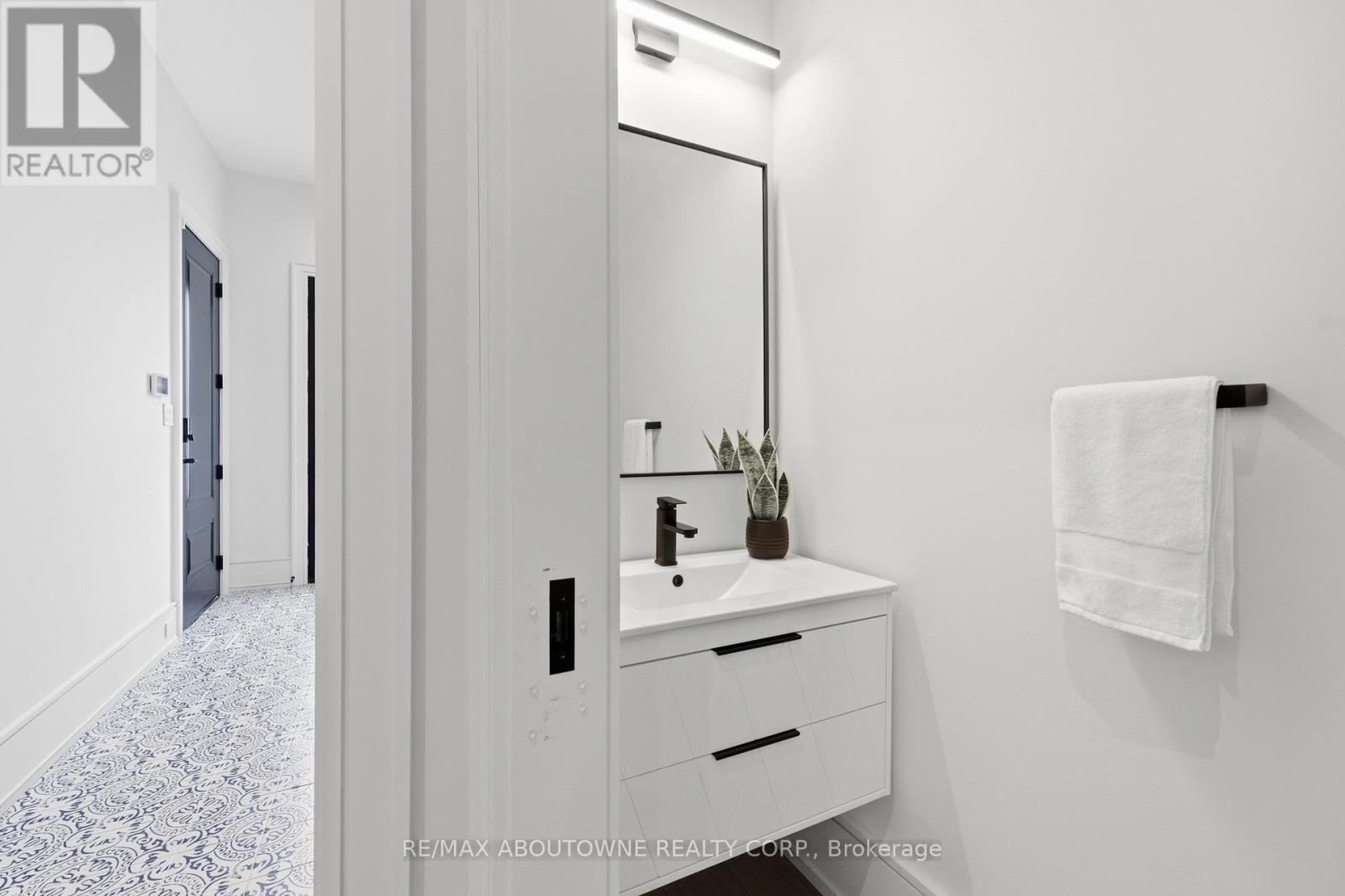 263 Westdale Road, Oakville, Ontario  L6L 4Z7 - Photo 31 - W13119368