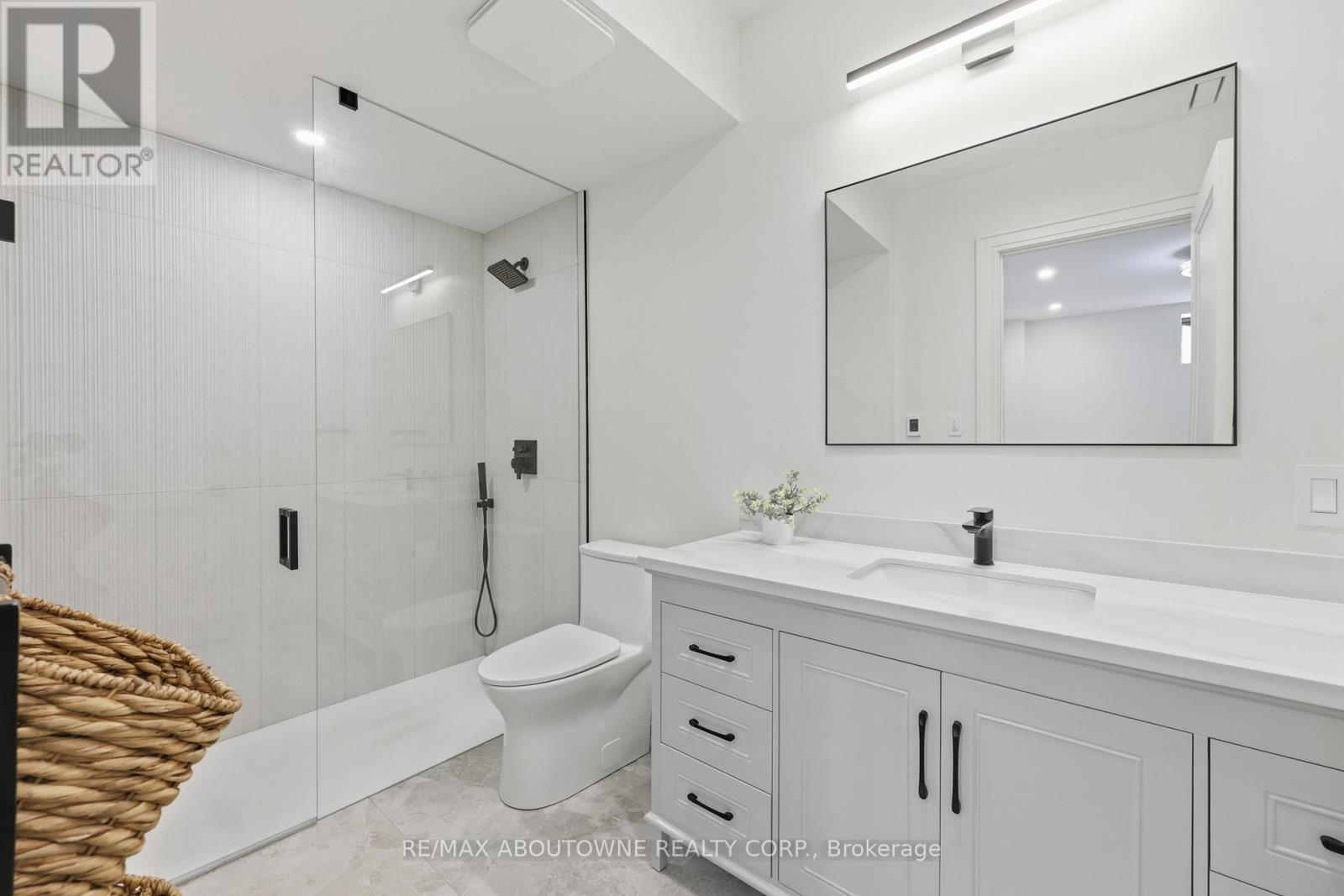 263 Westdale Road, Oakville, Ontario  L6L 4Z7 - Photo 40 - W13119368