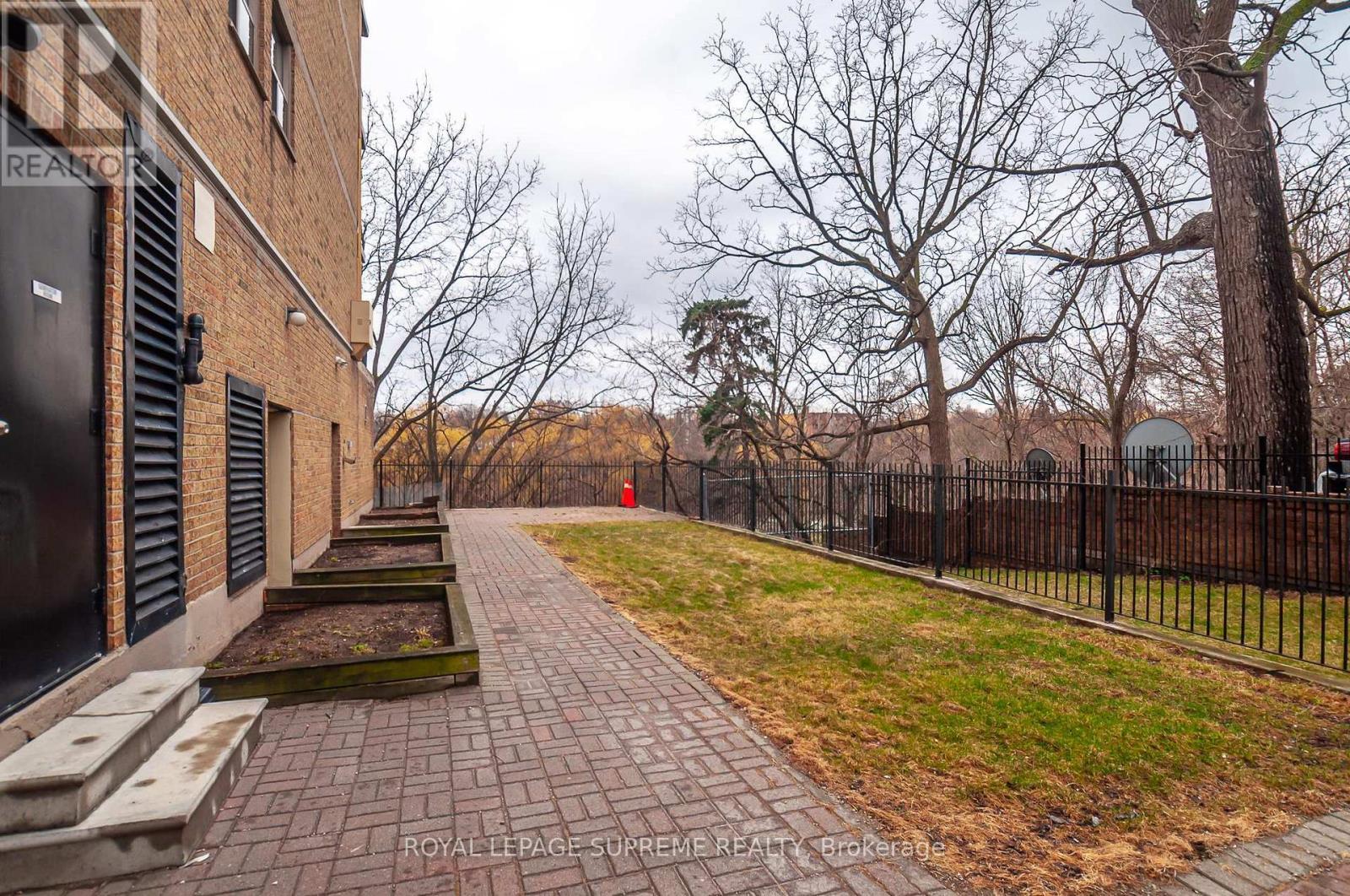 501 - 2130 Weston Road, Toronto, Ontario  M9N 3R9 - Photo 39 - W13119372