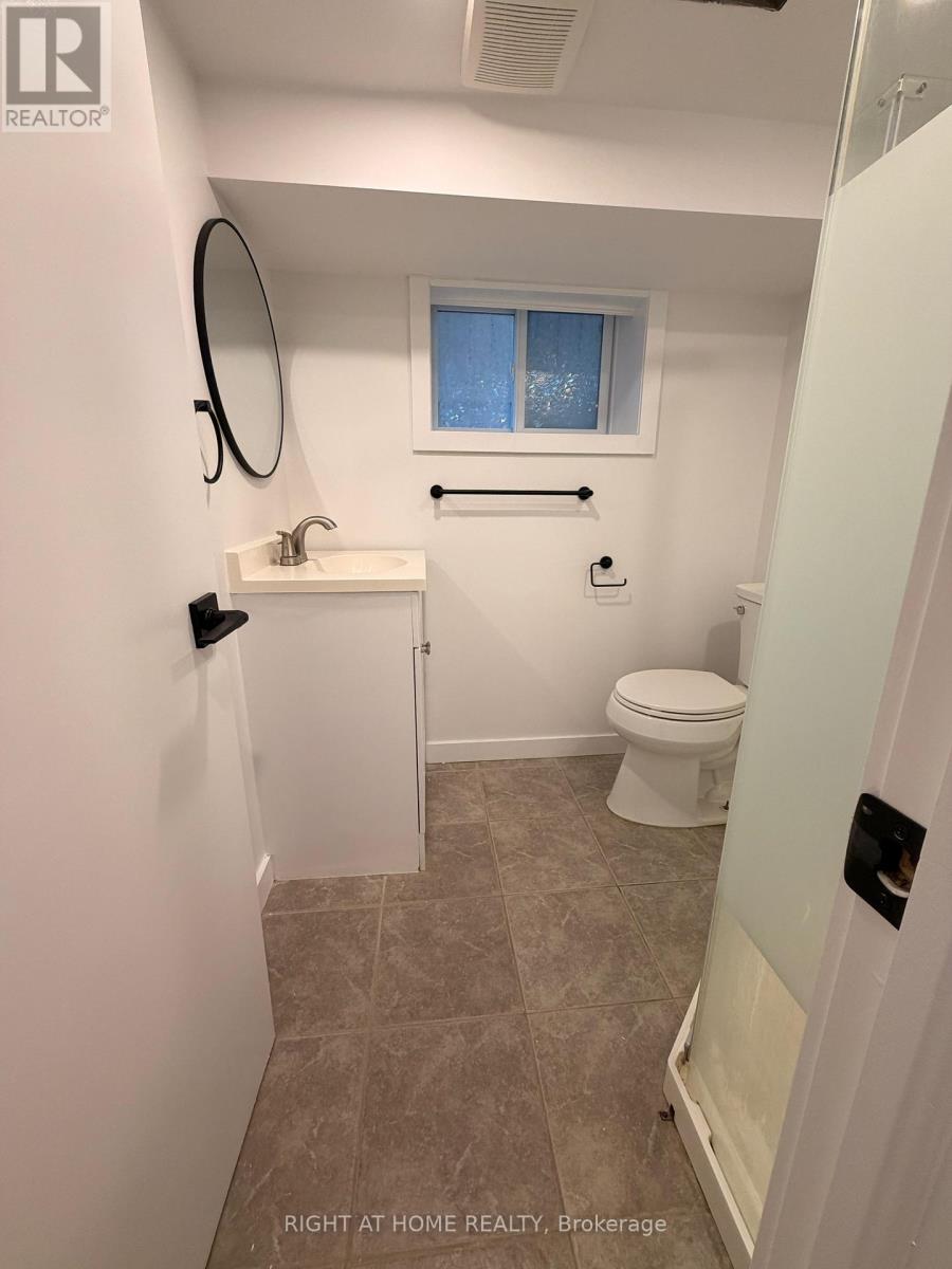 B - 751 Dupont Street, Toronto, Ontario  M6G 1Z5 - Photo 4 - W13119440