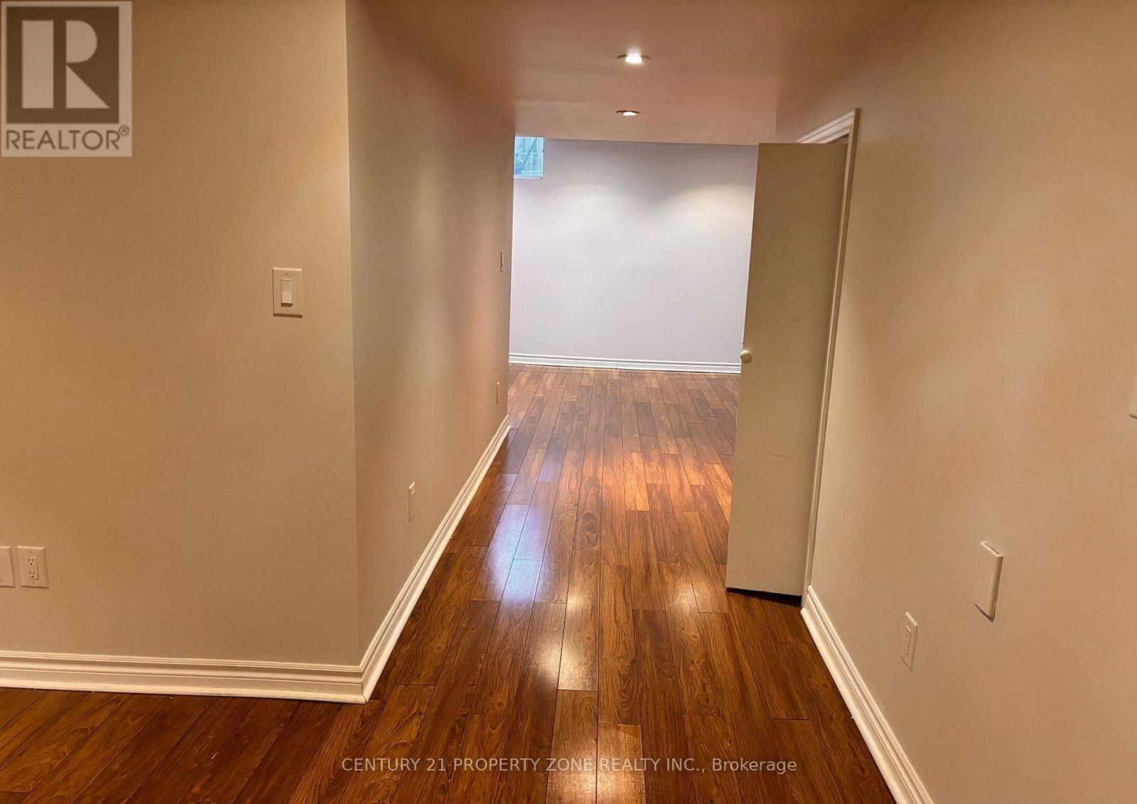 2201 Crestmont Drive, Oakville, Ontario  L6M 5A7 - Photo 28 - W13119444
