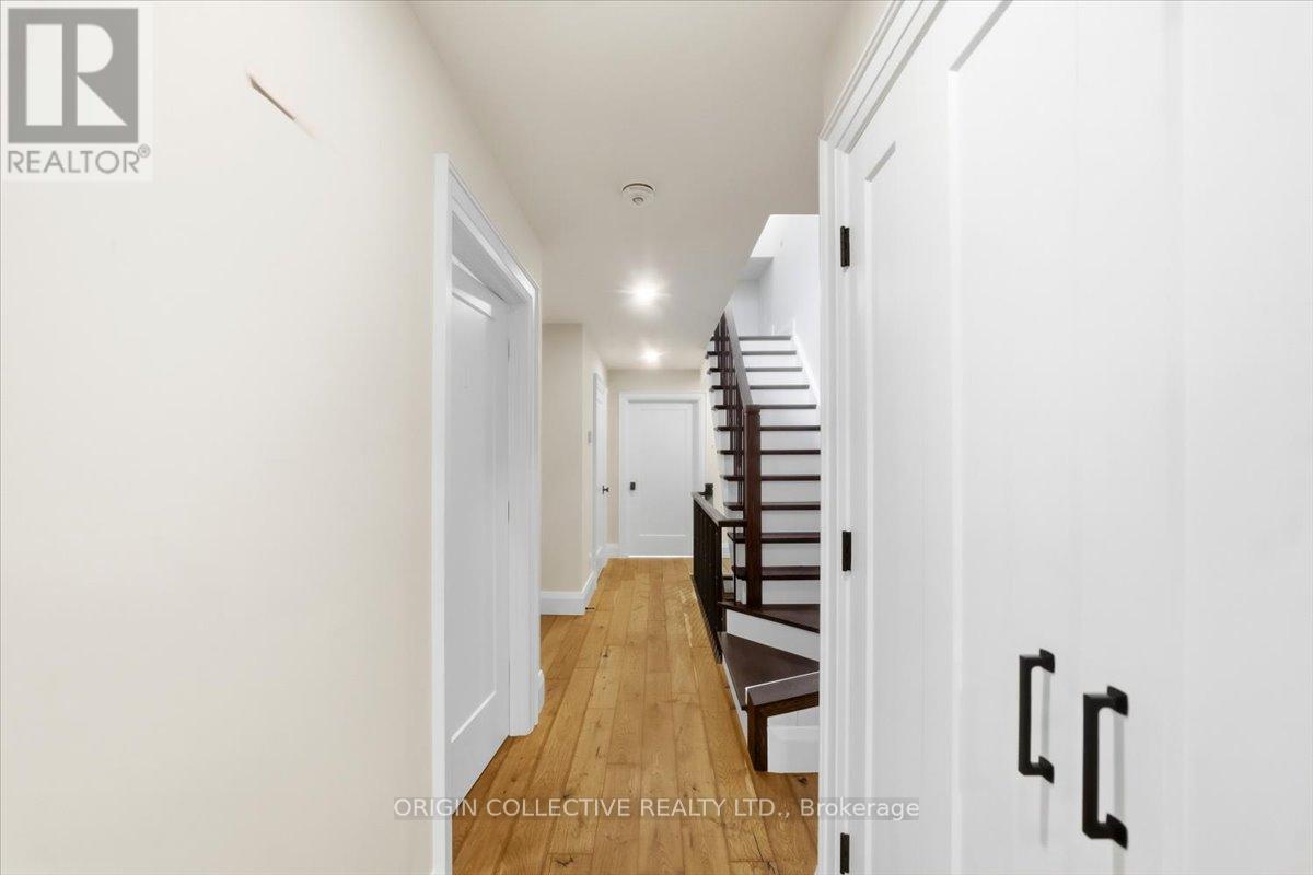 79 Wilson Street E, Oakville, Ontario  L6K 3G4 - Photo 5 - W13119454