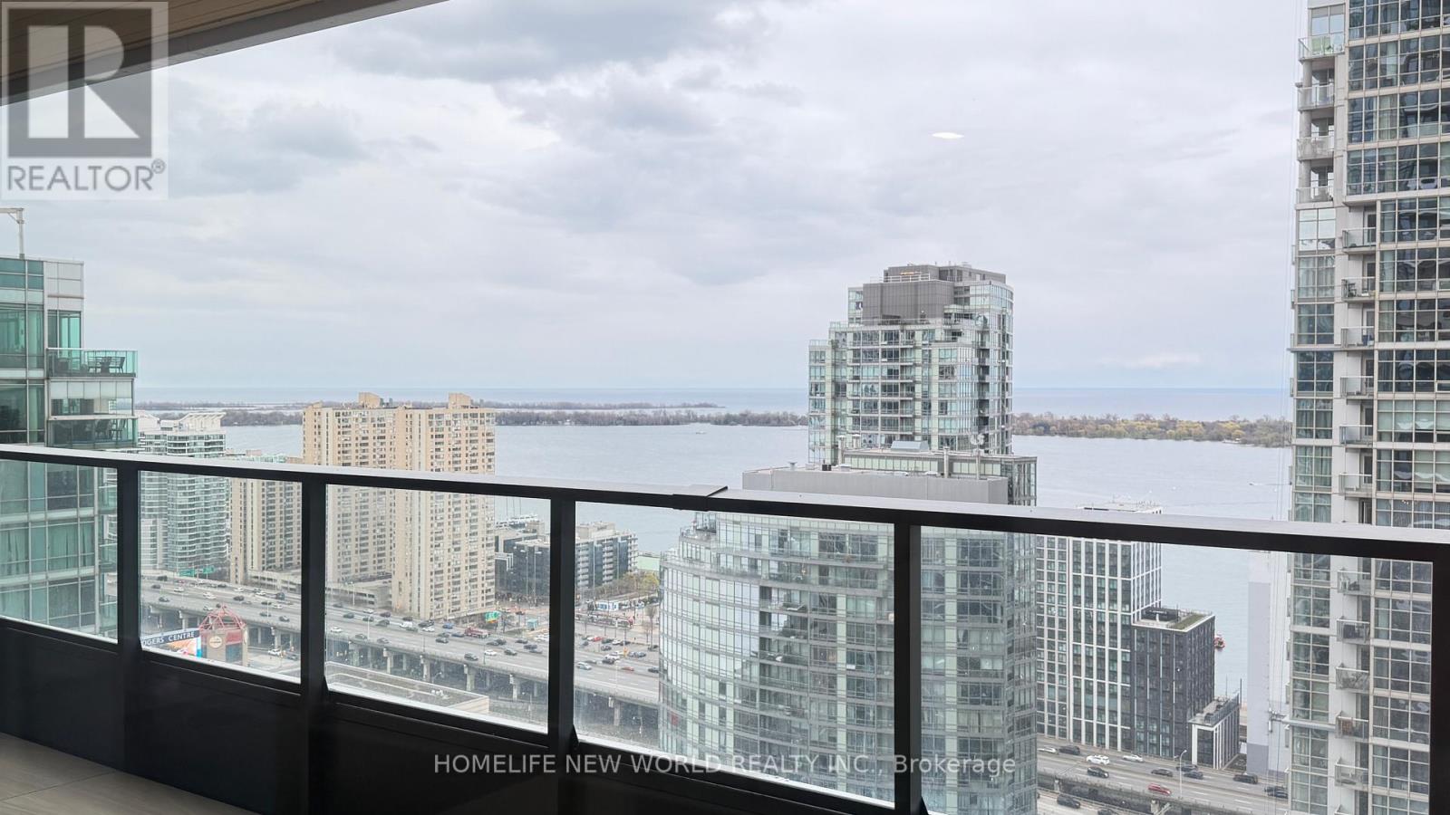 3308 - 1 Concord Cityplace Way, Toronto, Ontario  M5V 0X3 - Photo 4 - C13075812