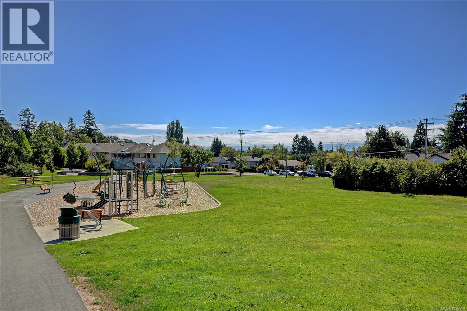 3746 Seaton St, Saanich, British Columbia  V8X 3W4 - Photo 51 - 1036540