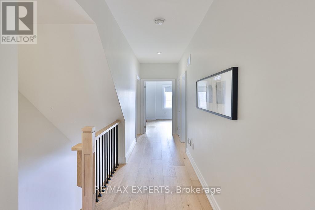129 Powseland Crescent, Vaughan, Ontario  L4L 0C5 - Photo 20 - N12841378