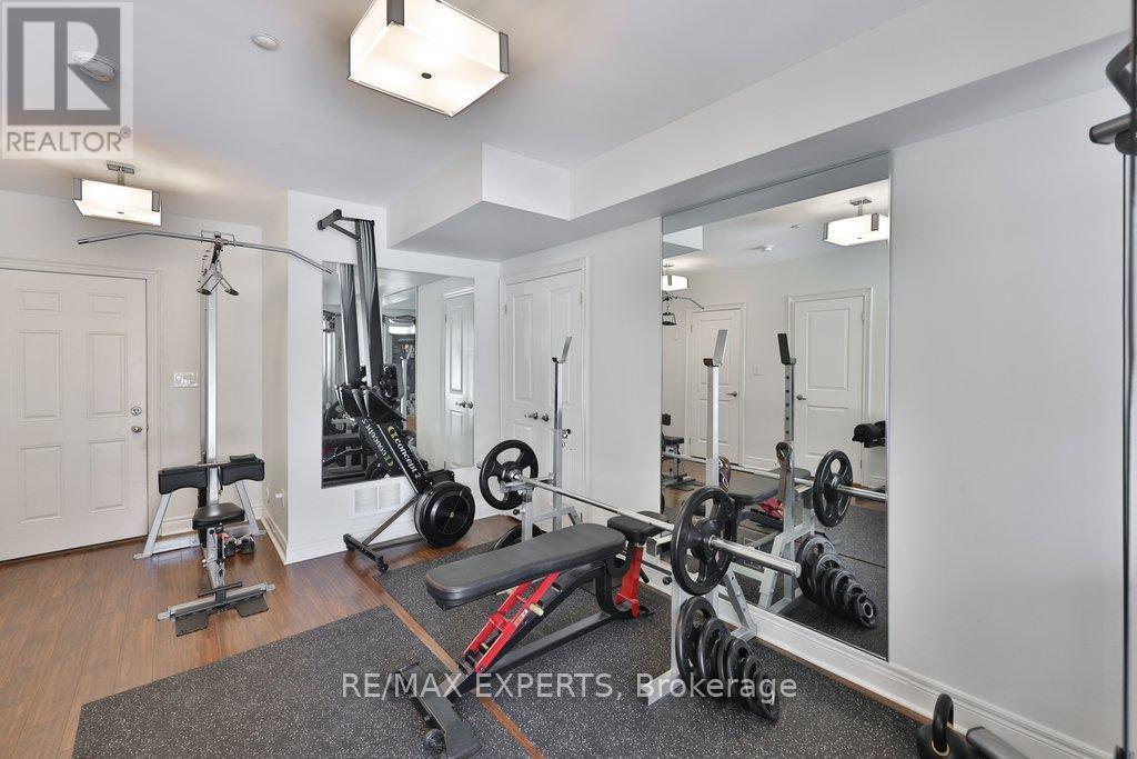 129 Powseland Crescent, Vaughan, Ontario  L4L 0C5 - Photo 39 - N12841378