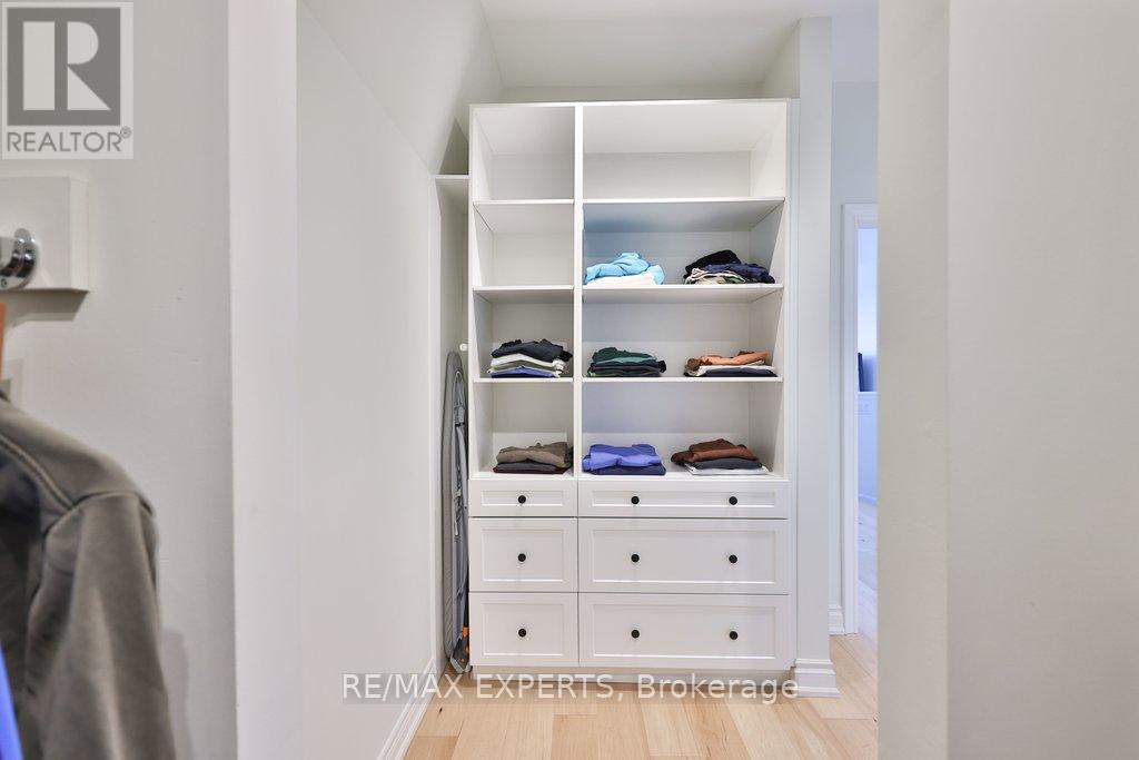 129 Powseland Crescent, Vaughan, Ontario  L4L 0C5 - Photo 34 - N12841378