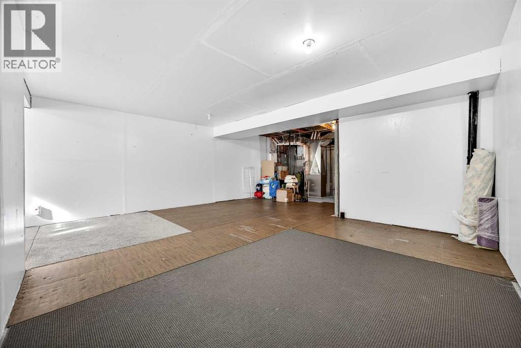 439 Redstone Drive Ne, Calgary, Alberta  T3N 0R1 - Photo 33 - A2294573