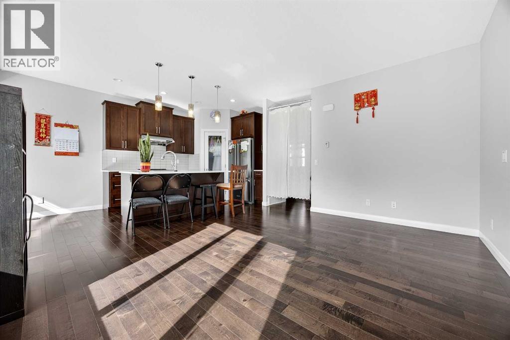 439 Redstone Drive Ne, Calgary, Alberta  T3N 0R1 - Photo 7 - A2294573