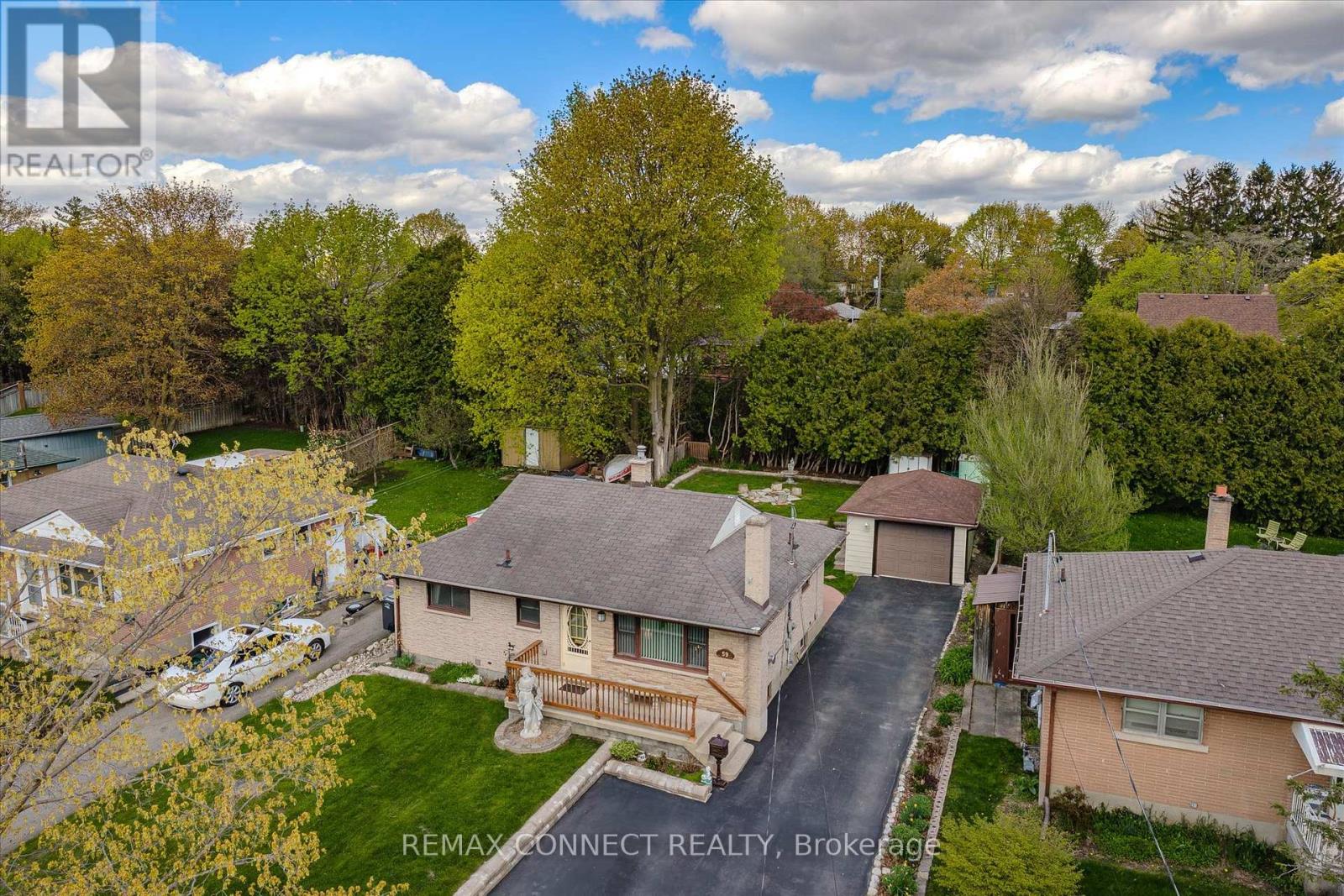 59 Knightswood Boulevard, Guelph, Ontario  N1E 3W6 - Photo 4 - X13119374
